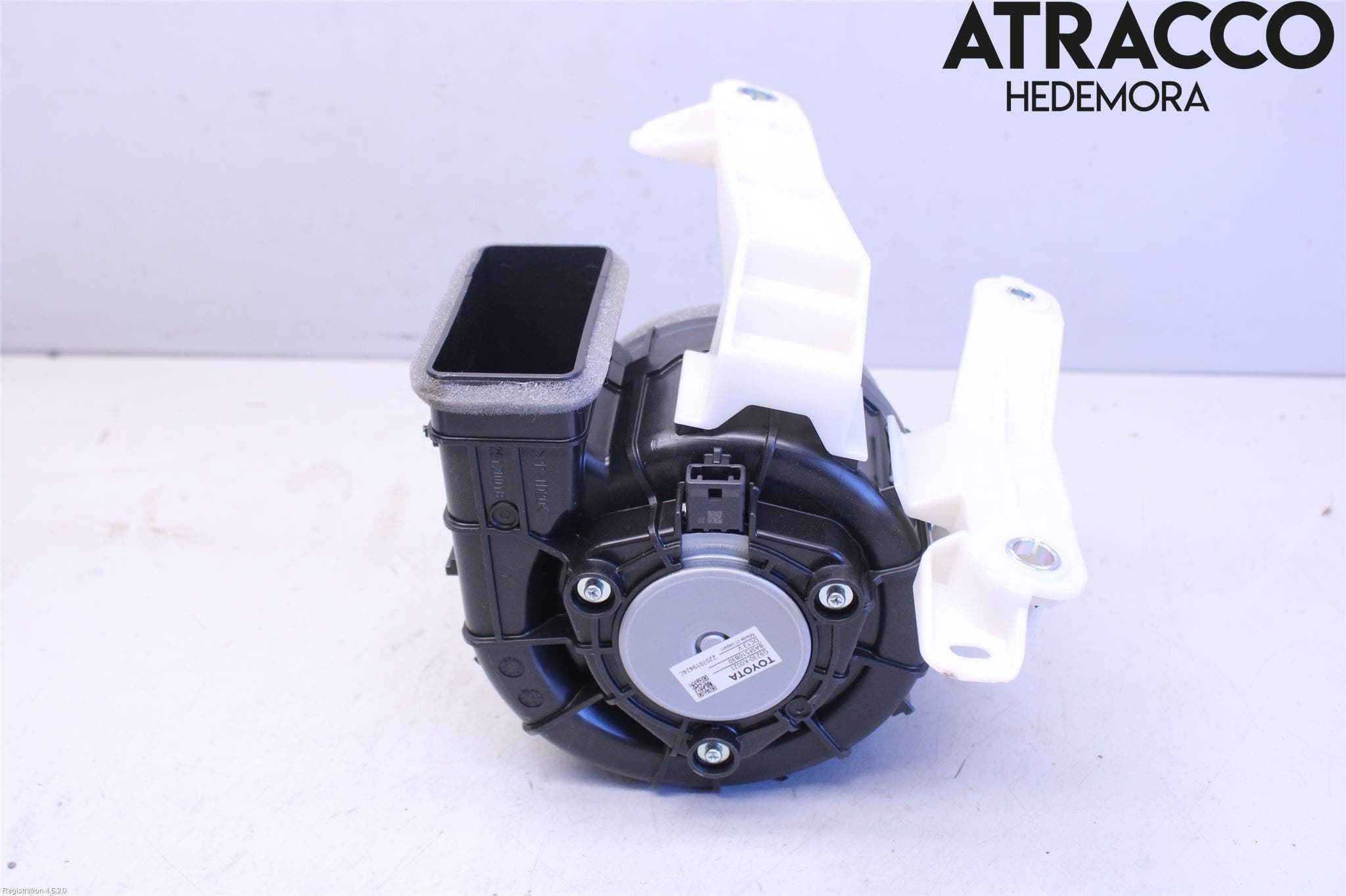 Toyota YARIS XP21 20- Kylfläkt El