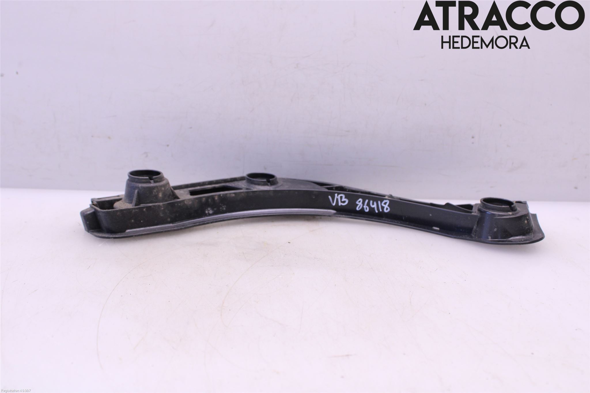 Volkswagen VW TIGUAN 16-24 Stötfångarfäste Bak Hö
