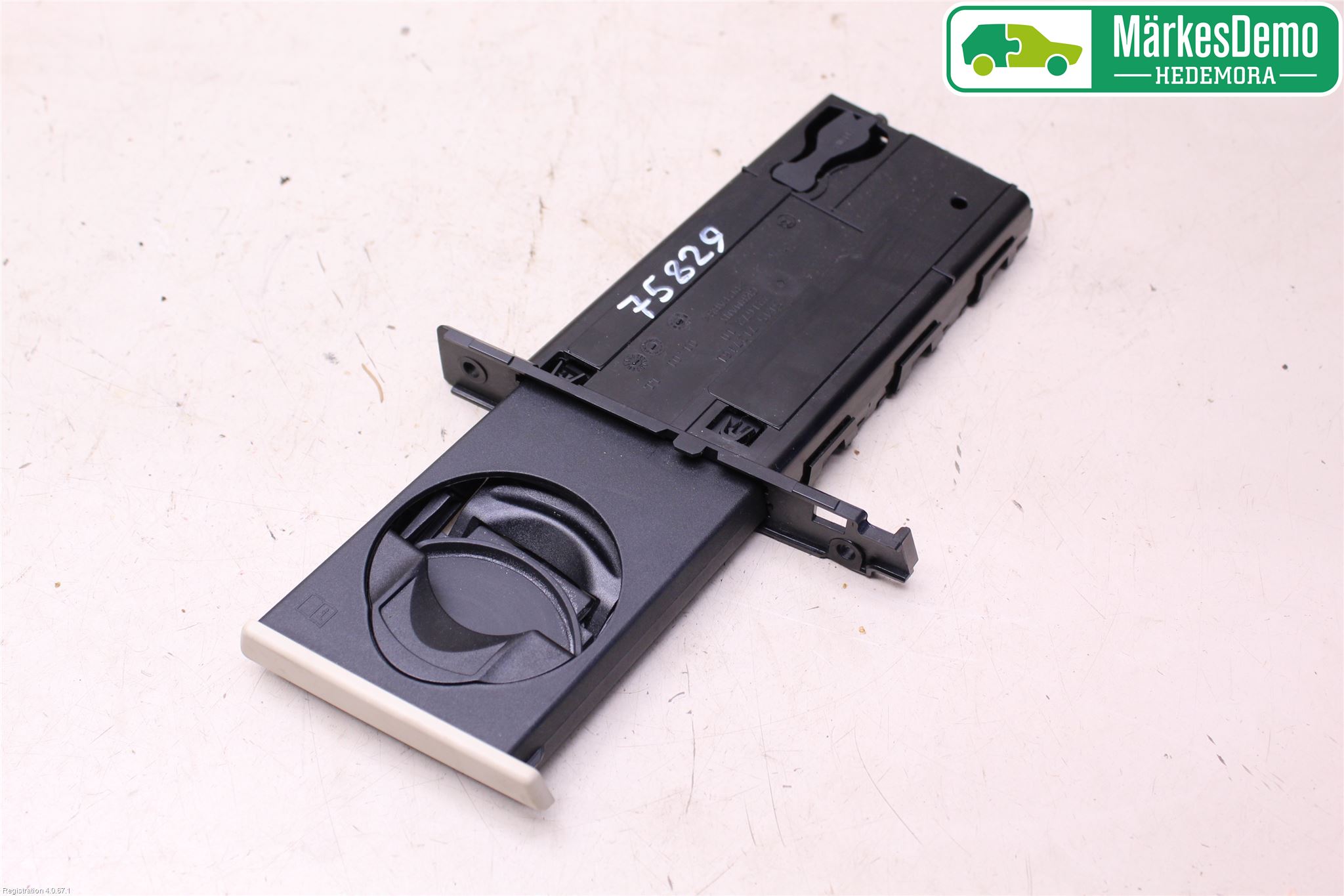 BMW 3 E92/93 Coupé/Cab 05-14 Mugghållare