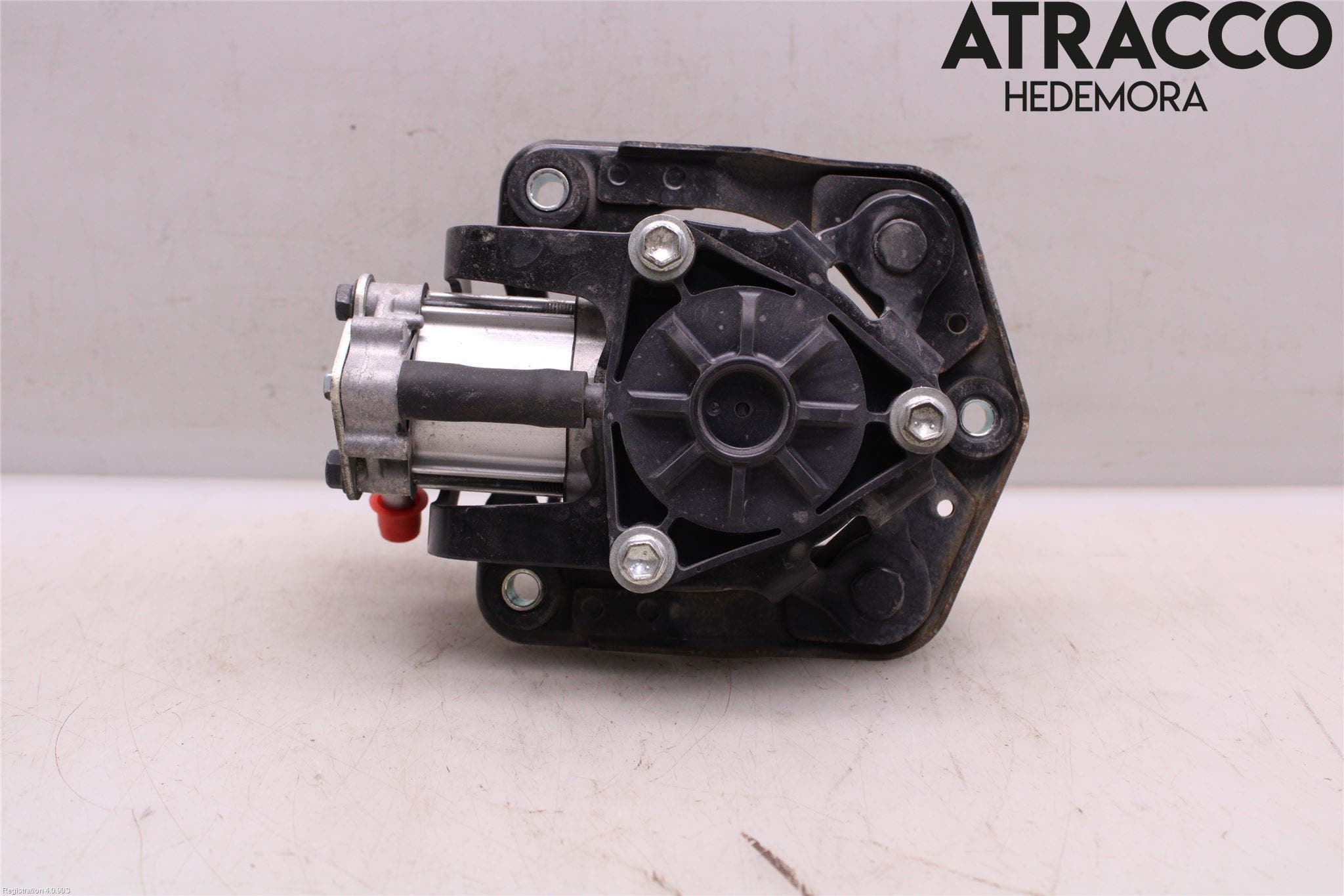 Mitsubishi OUTLANDER 13-21 Vakuumpump