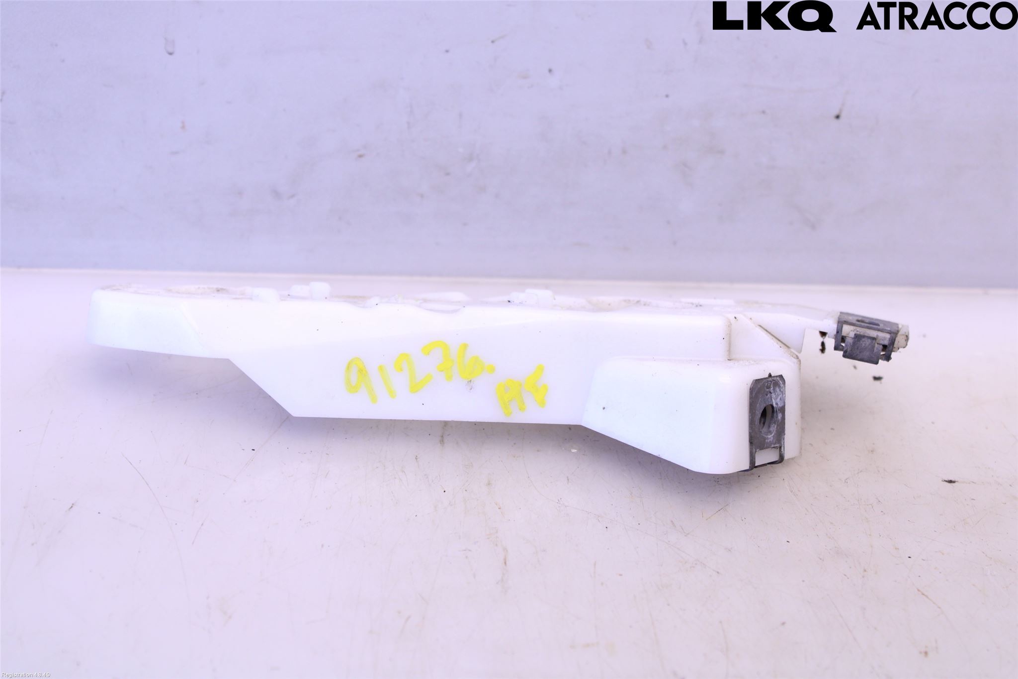 Citroen C4 PICASSO 14-18 Skärmfäste Fram Hö