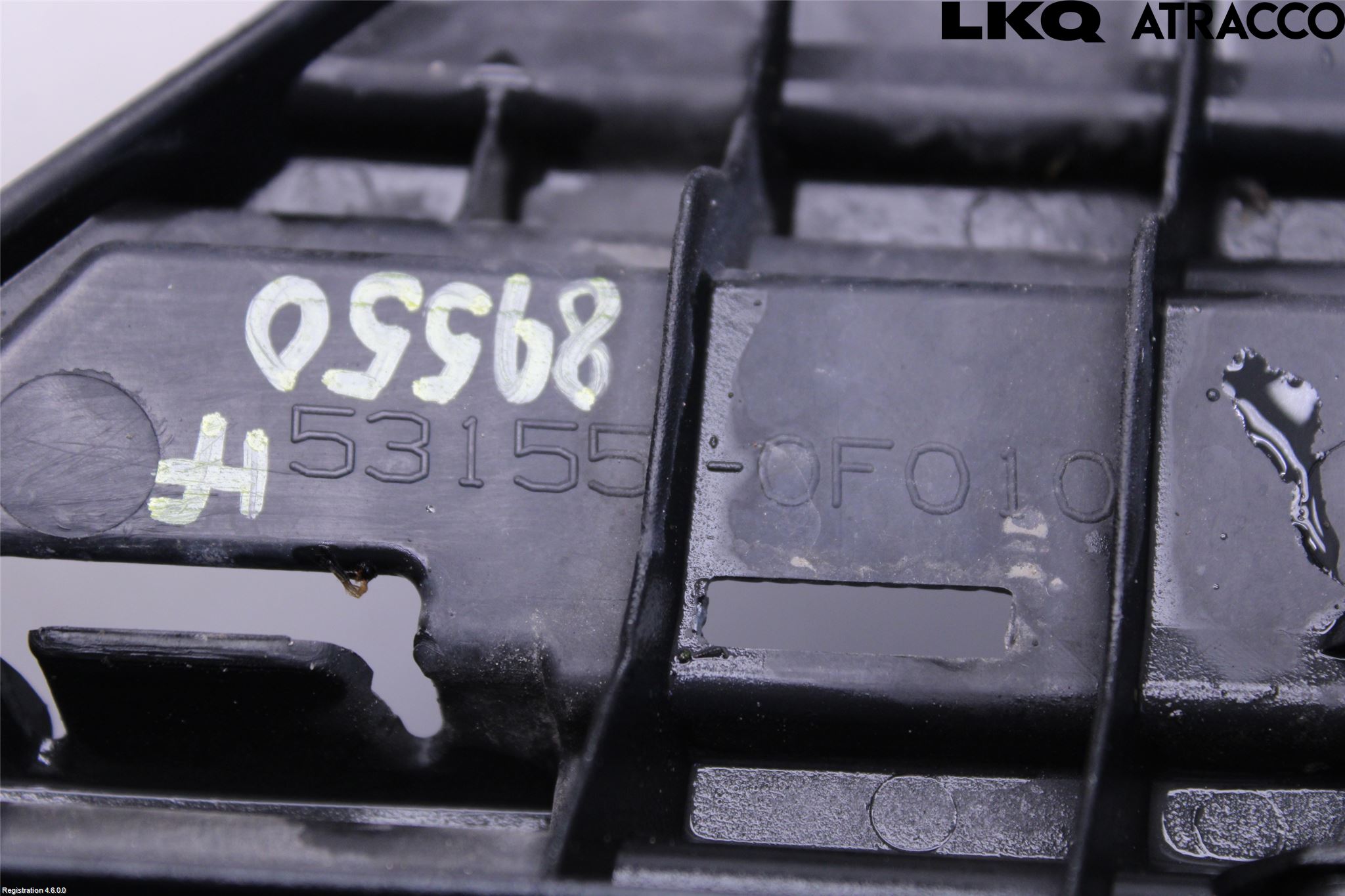 Toyota VERSO 09-18 Stöt Utfyllnad-List-Grill