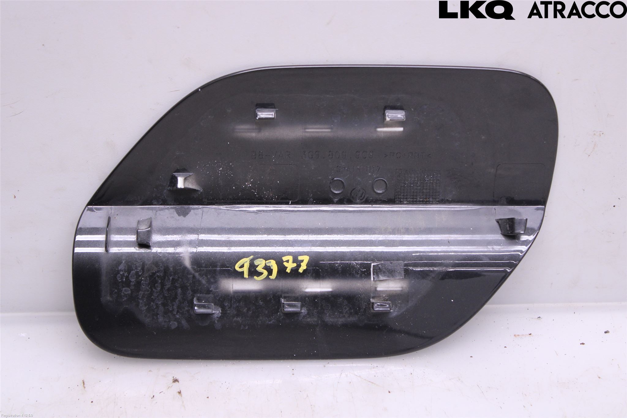 Volkswagen VW PASSAT 15-19 Tanklucka