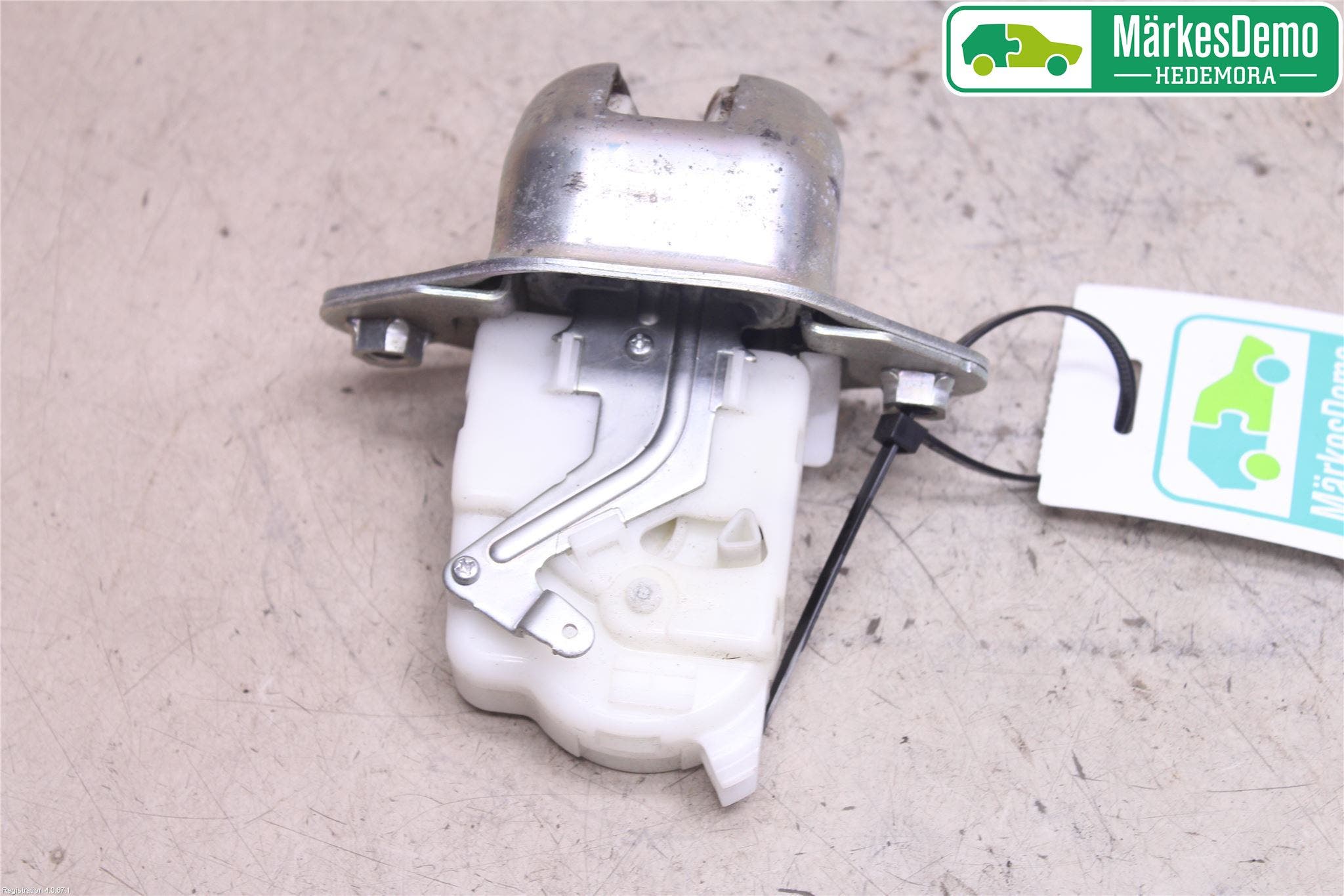 Subaru LEGACY 10-14 Låskista Baklucka