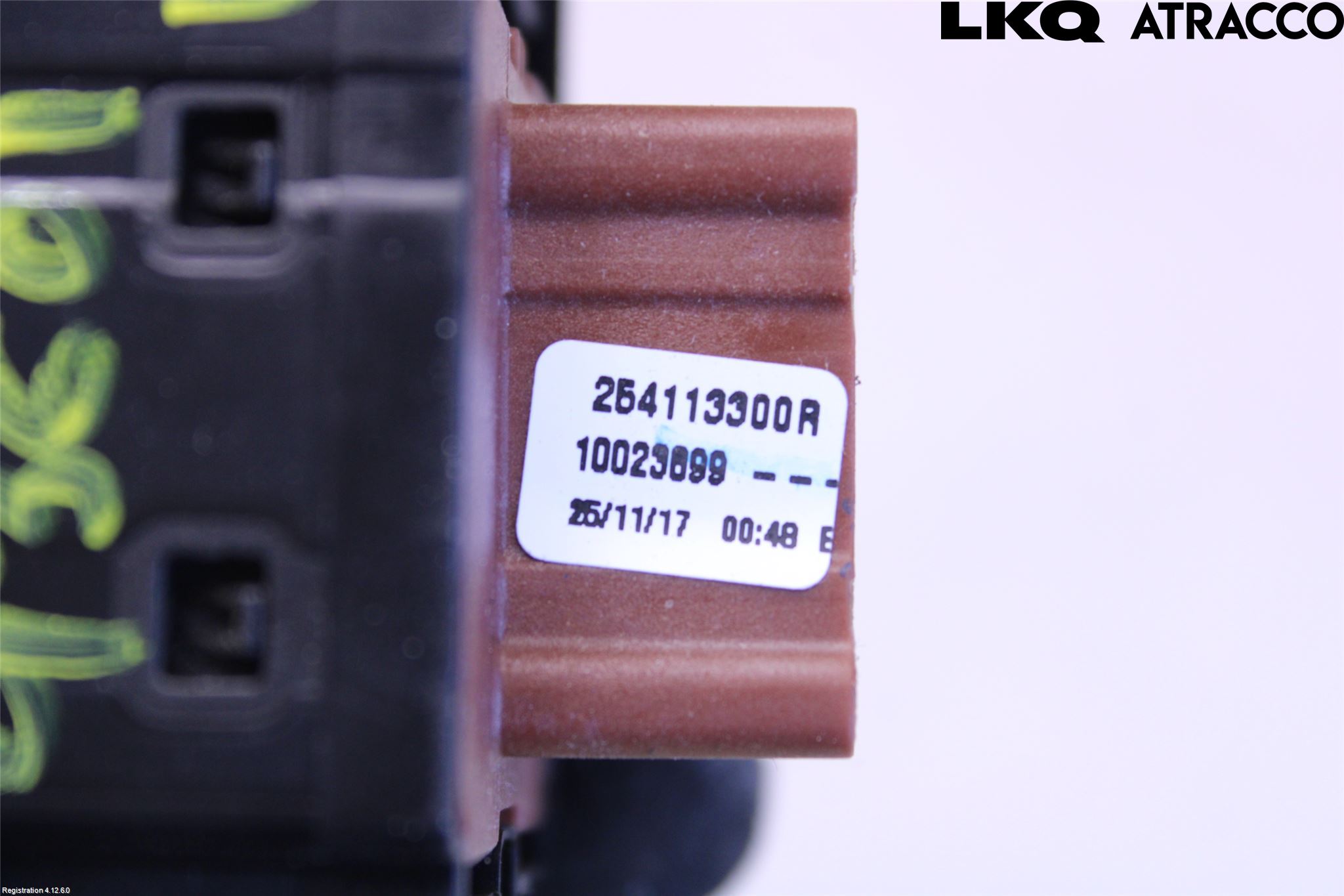 Dacia DUSTER 10-17 Strömställare Elhiss