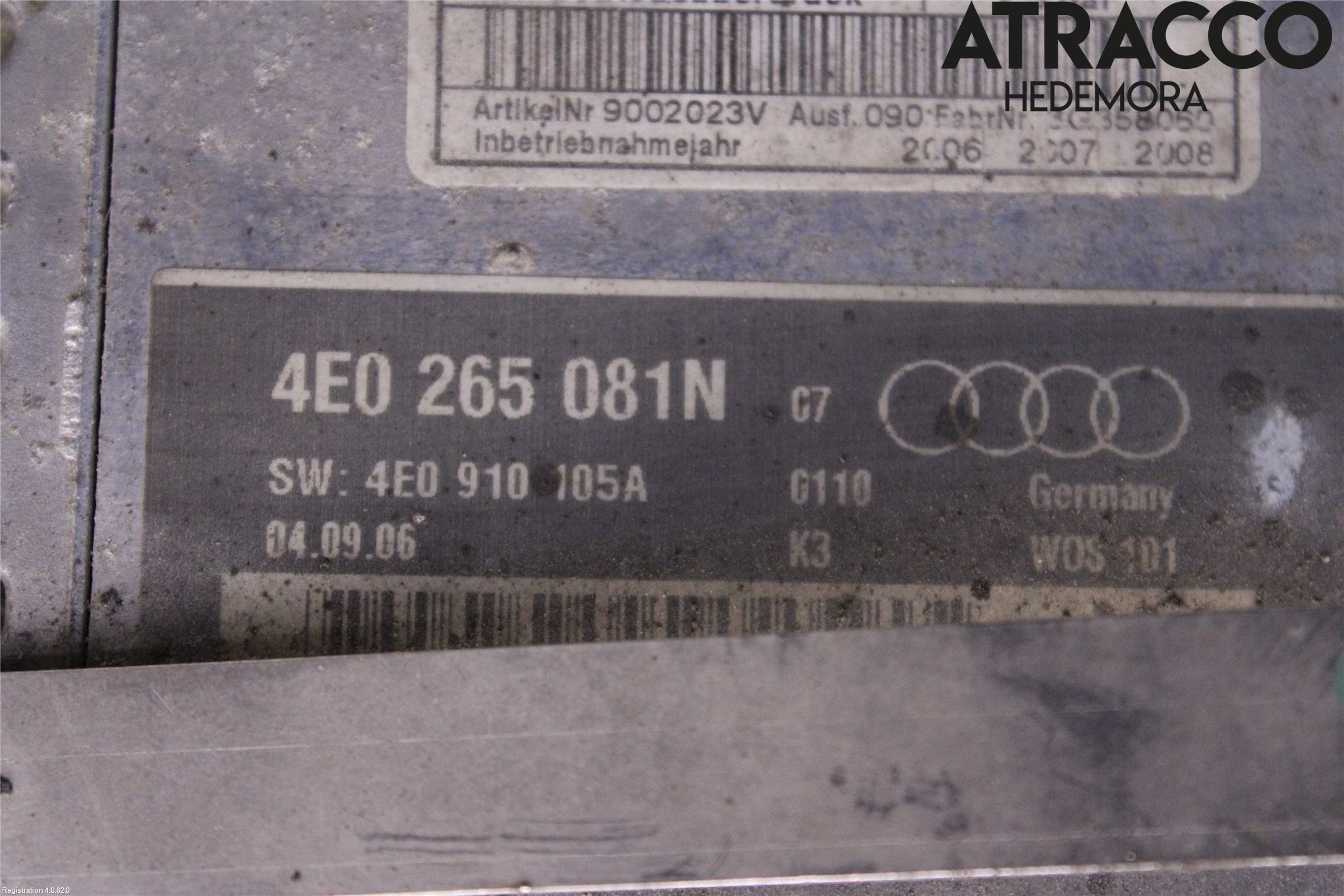 Audi A8/S8 4E  02-09 Bensinvärmare