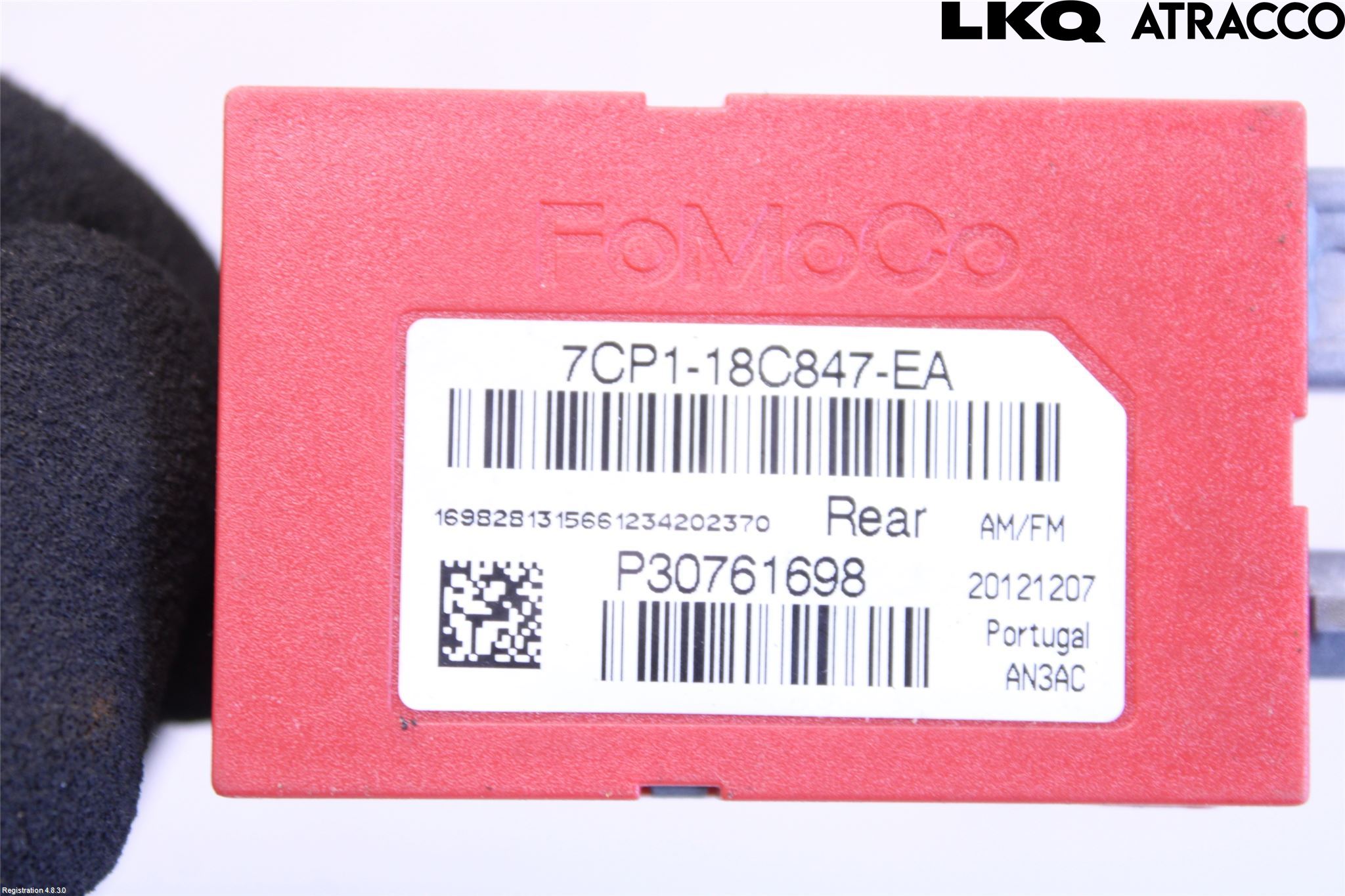 Ford KUGA 13-16 Antennförstärkare