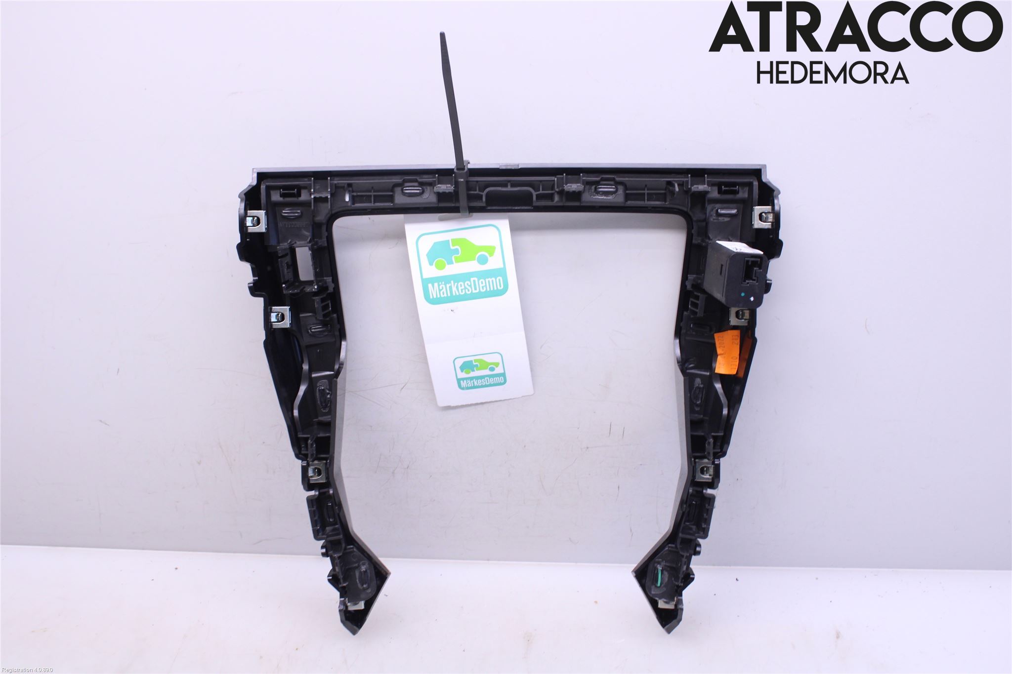 Peugeot 2008/E-2008 20- Instrument-Radio Sarg