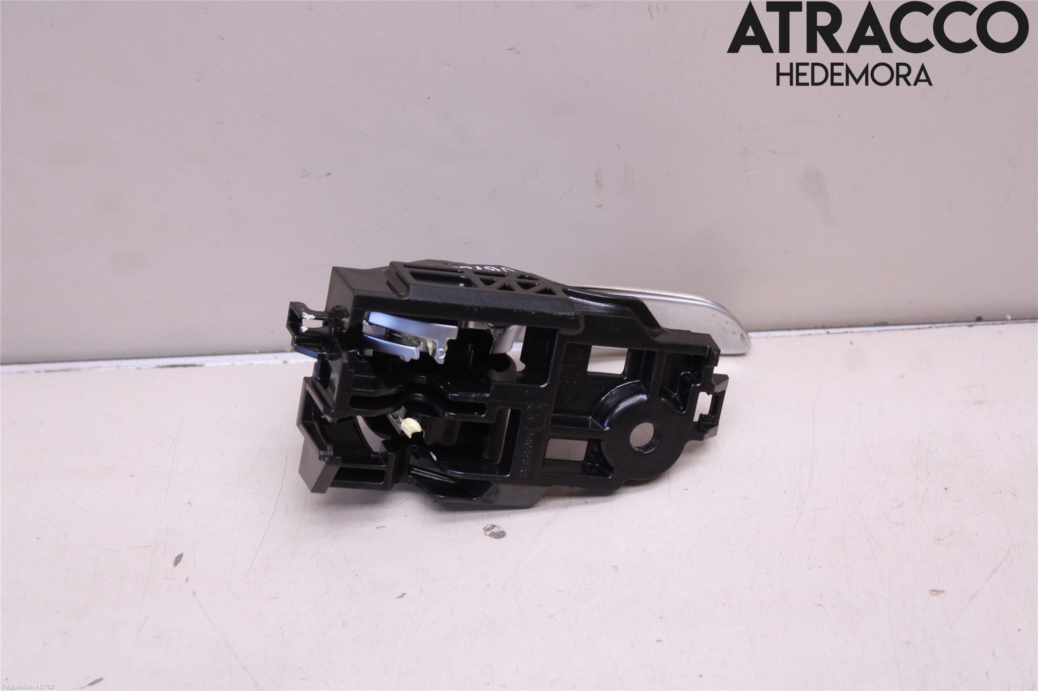 Toyota C-HR 16-23 Dörrhandtag Inre Vä