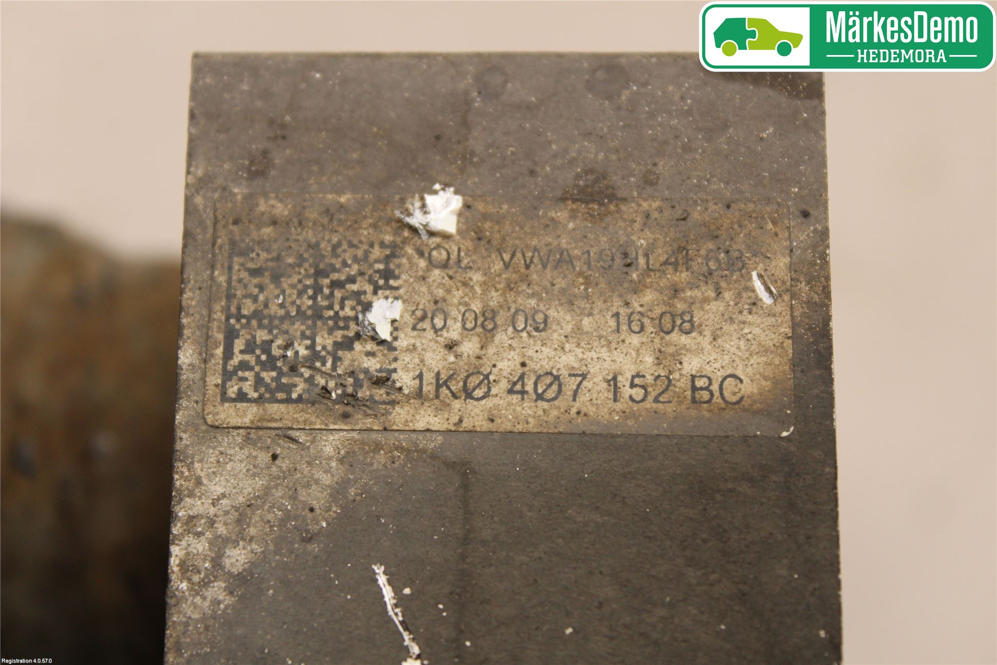 Volkswagen VW GOLF VI 09-13 Bärarm Fram Undre Hö