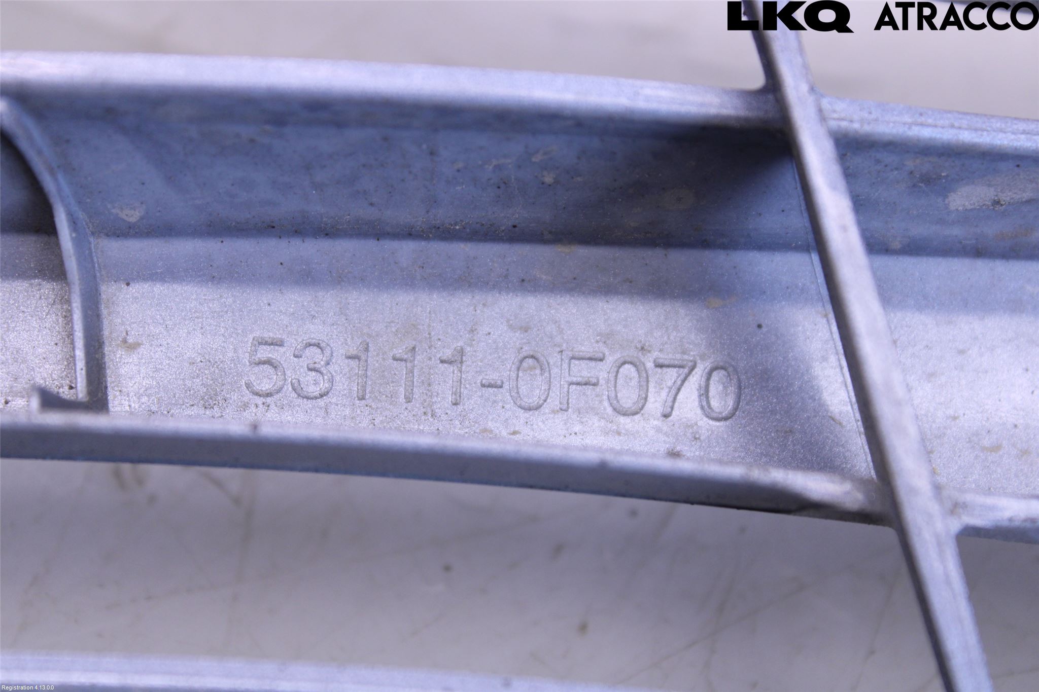 Toyota VERSO 09-18 Grill Komp