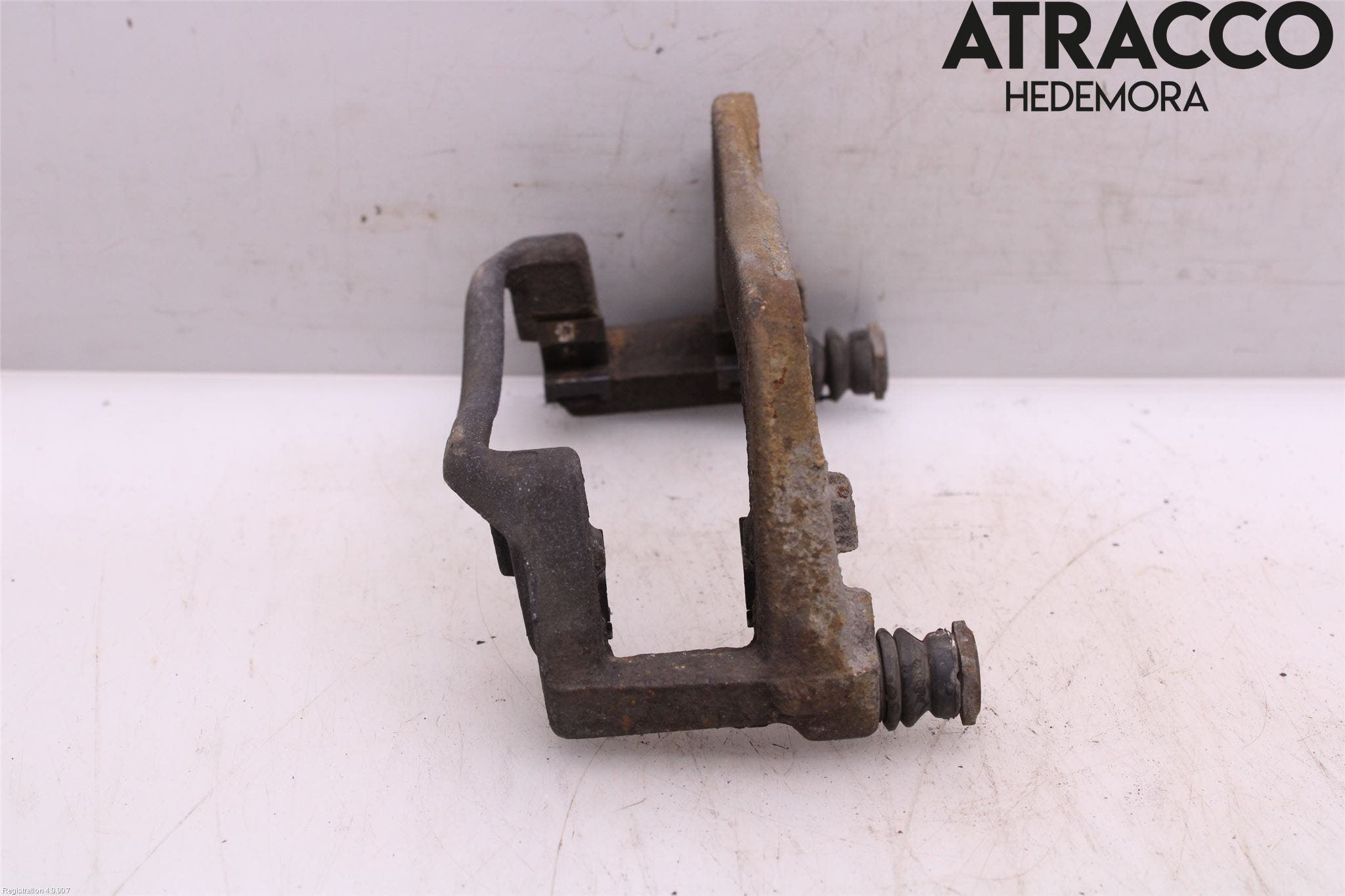 Toyota COROLLA 19- Bromsokshållare