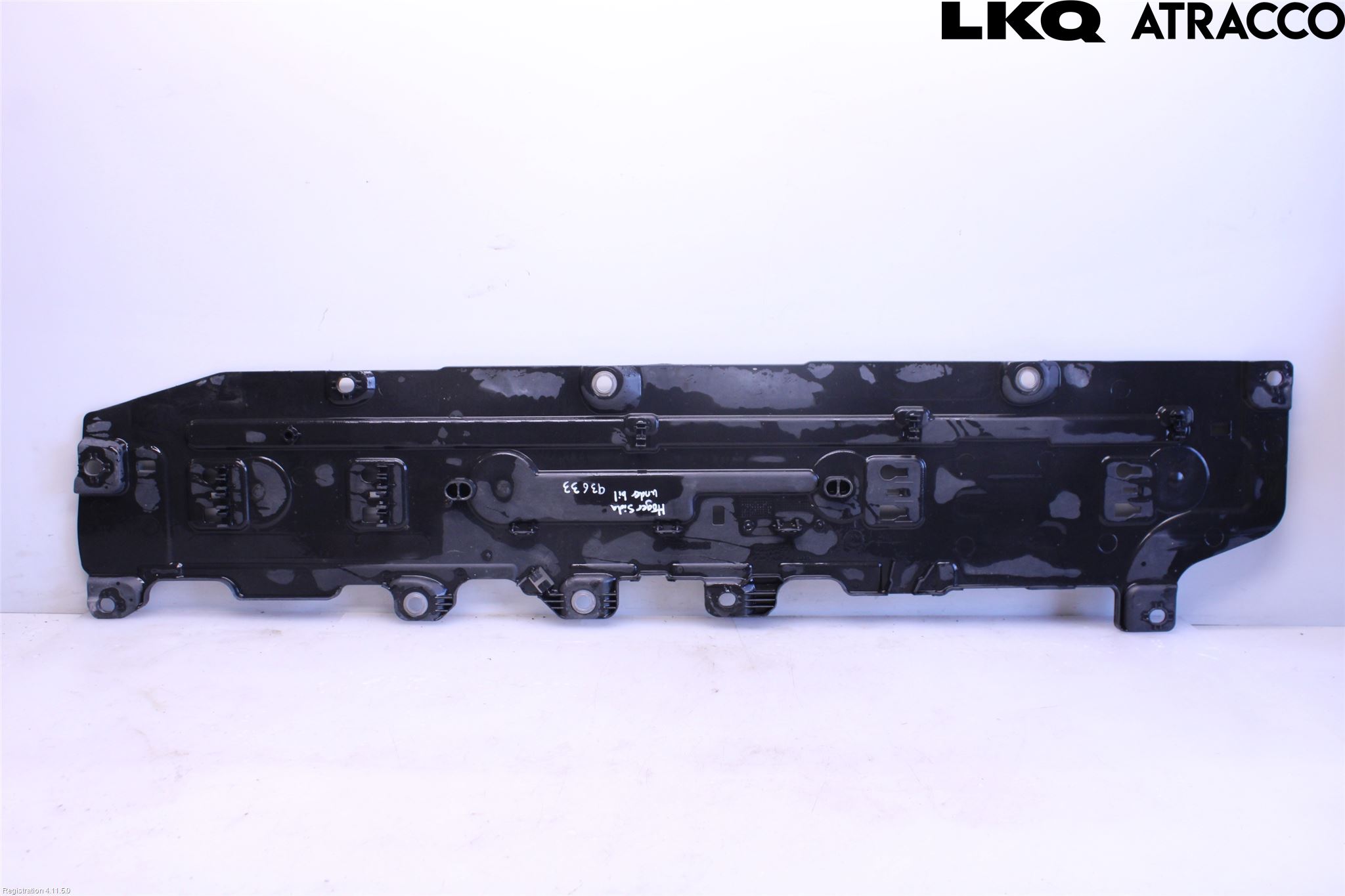 Volvo XC60 18- Hasplåt Plåt-Plast