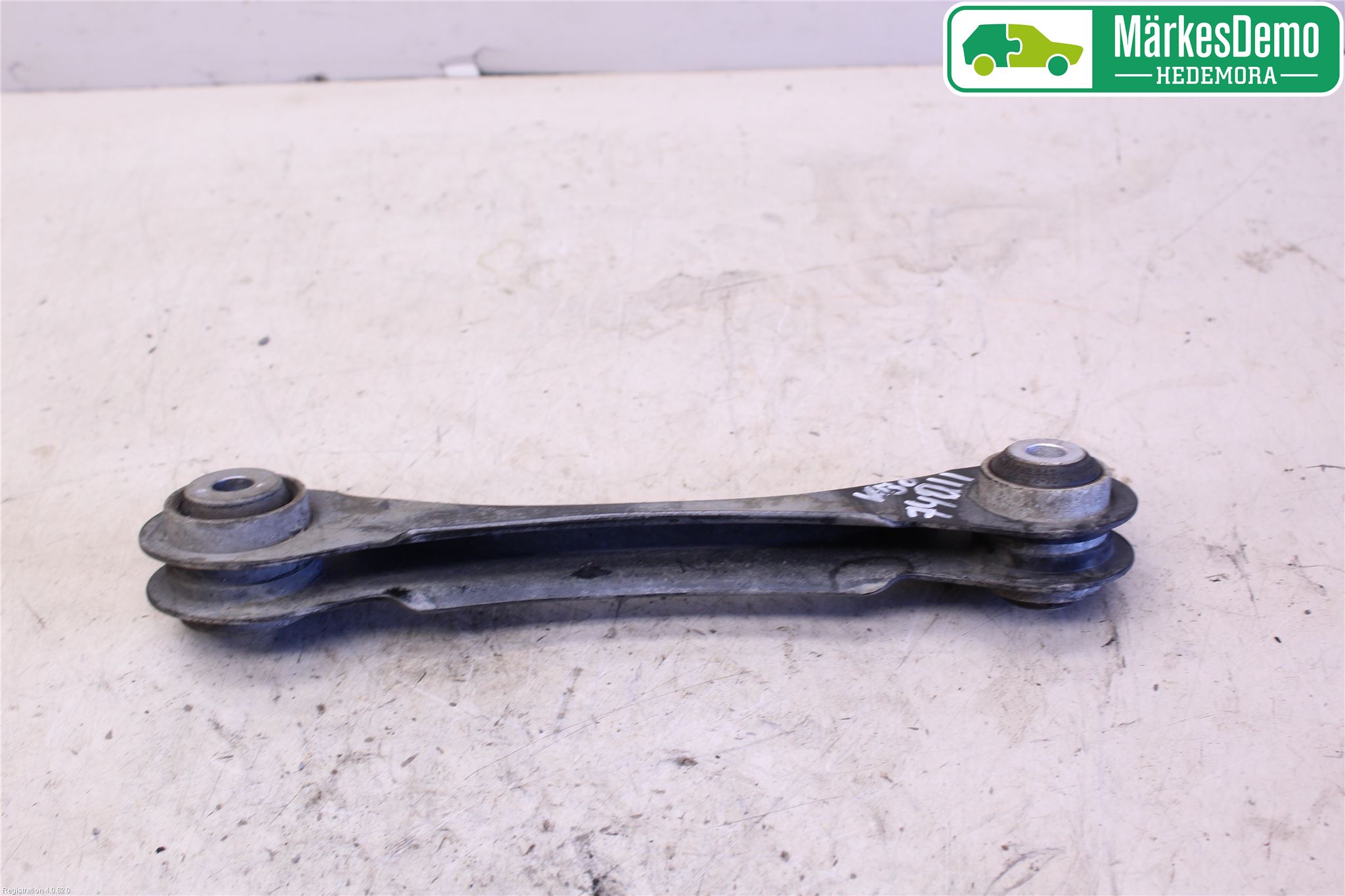 BMW 3 F30/F31/F80 12-19 Bärarm Bak Övre Vänster