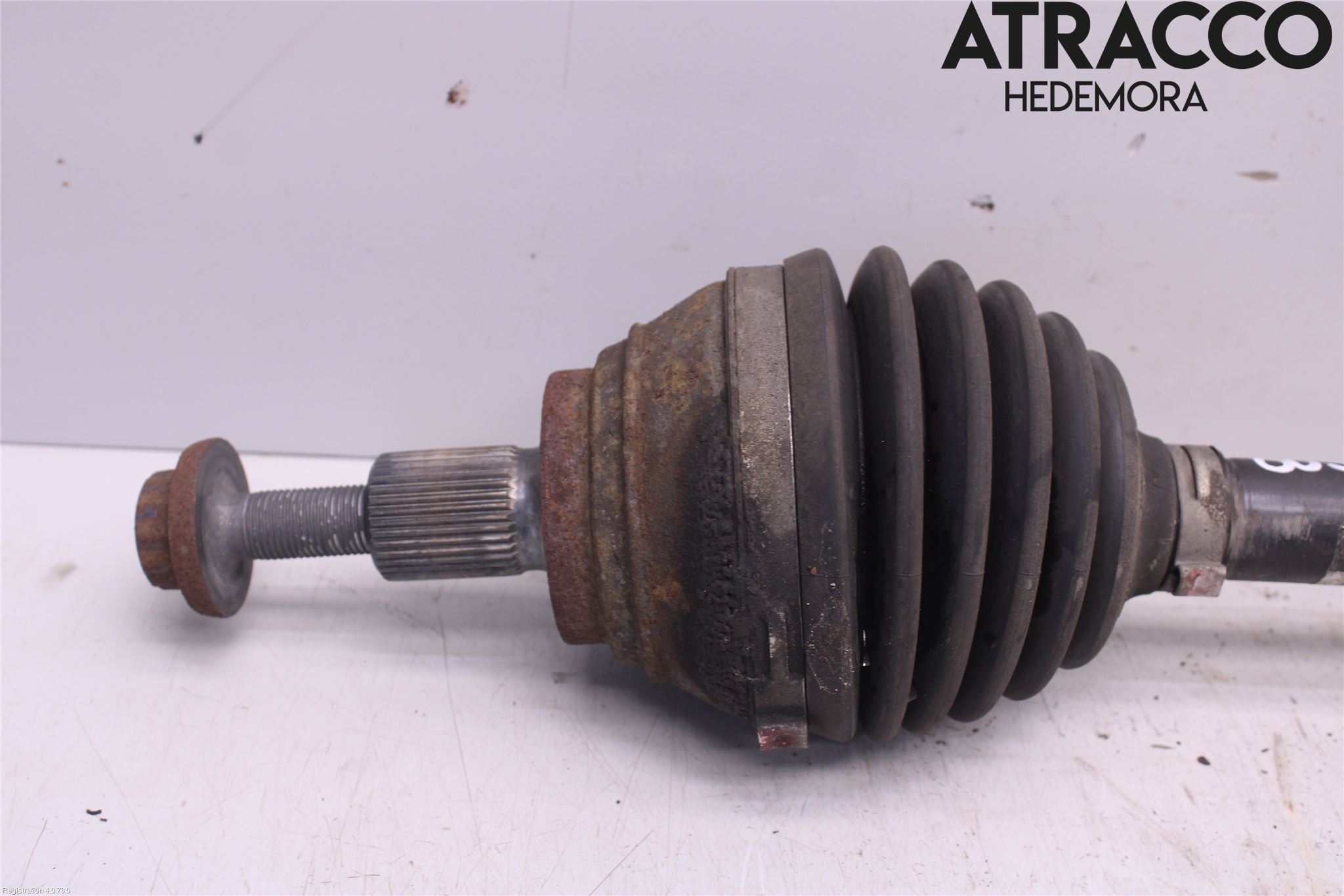 Volkswagen VW GOLF VI 09-13 Drivaxel Fram Vänster