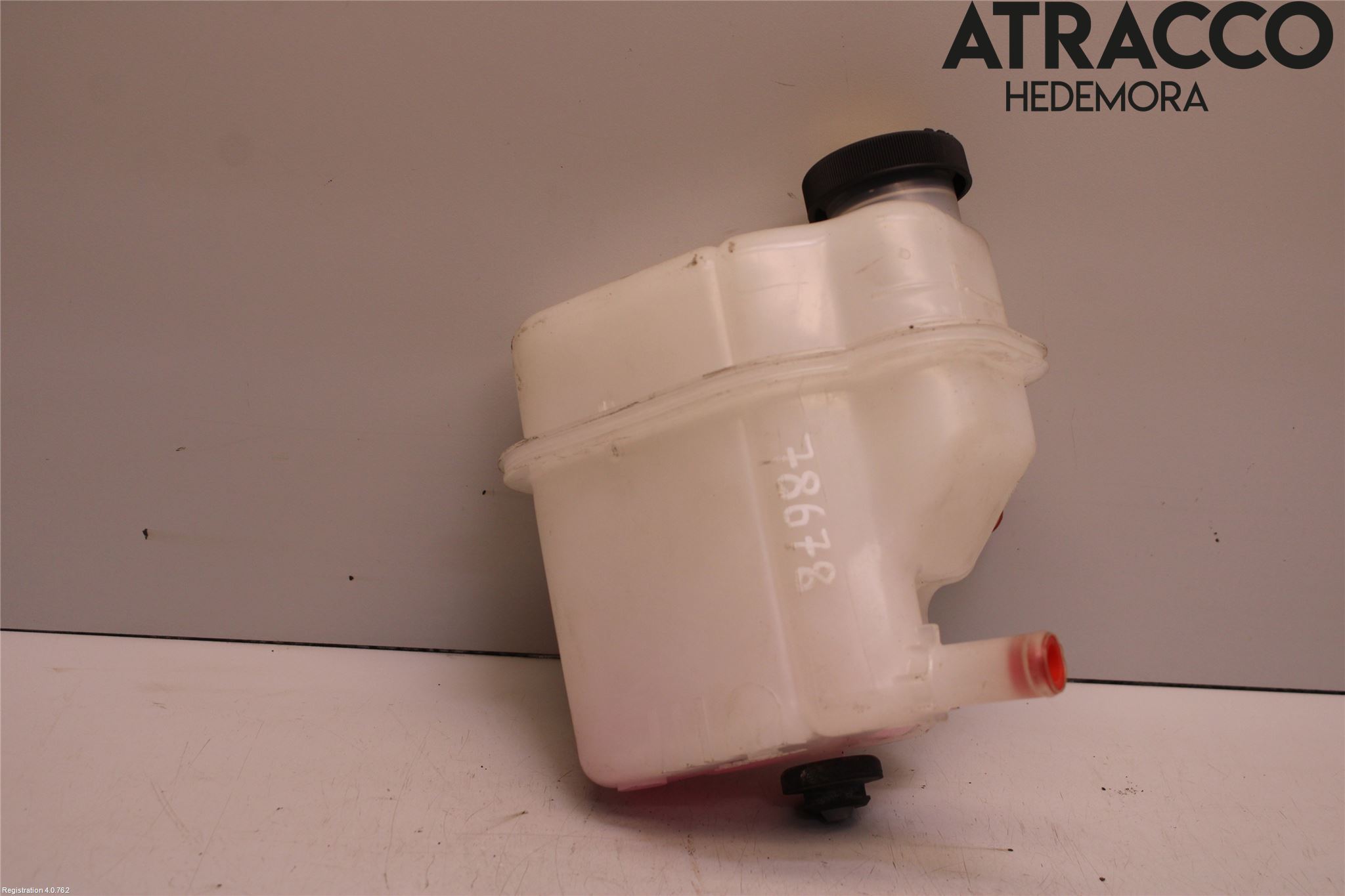 Toyota YARIS XP130 12-14 Expansionstank