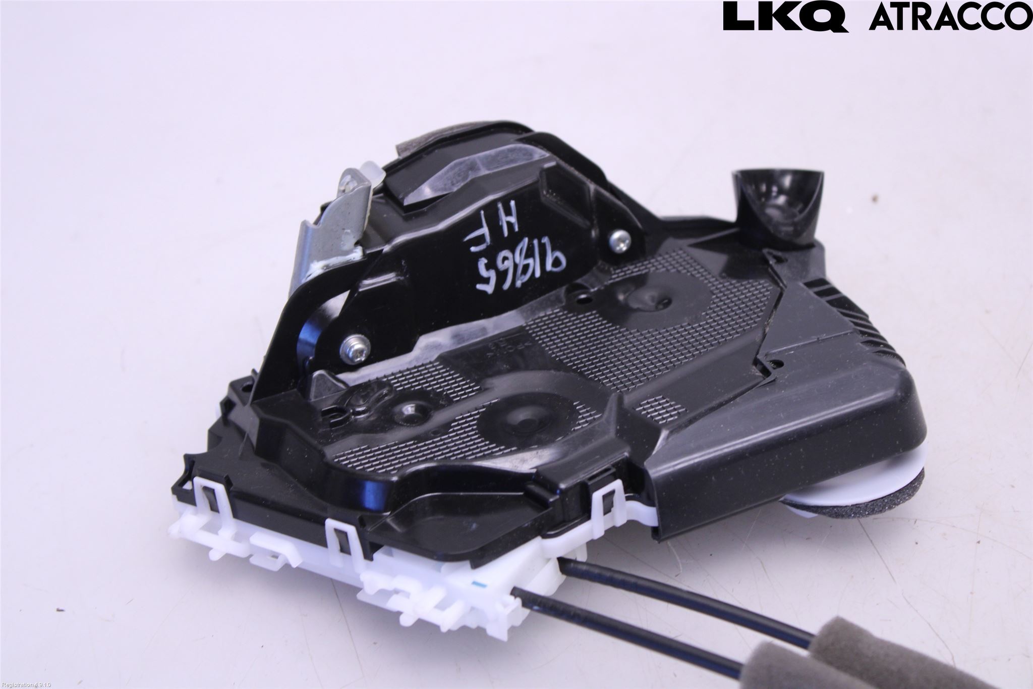 Toyota YARIS XP21 20- Låskista-Dörrlås