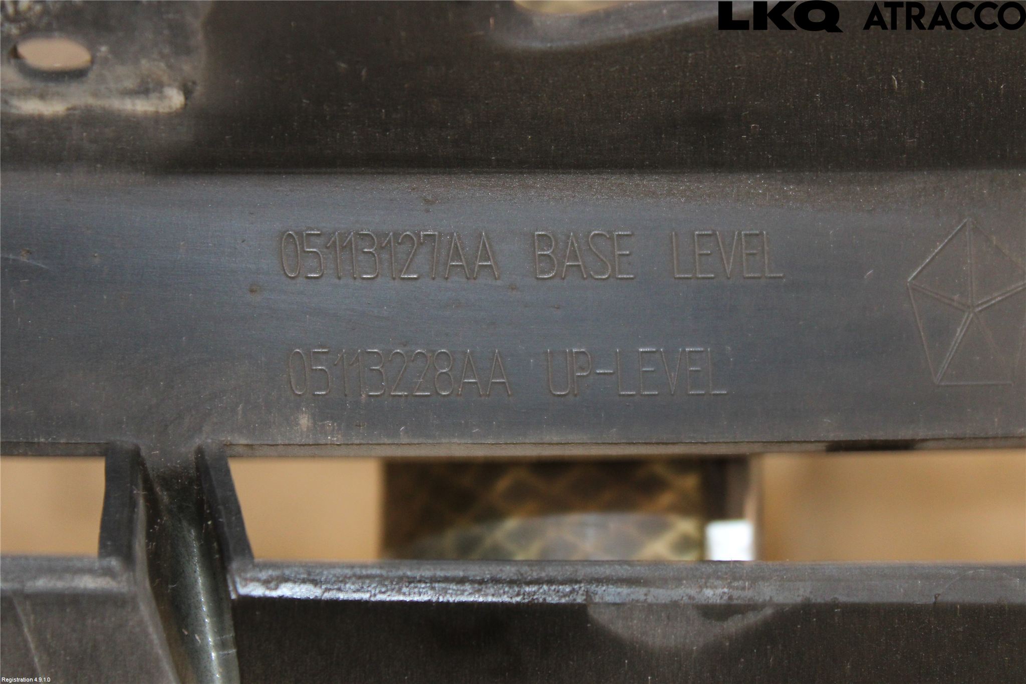 Chevrolet CHR VOYAGER 08-10 Grill Komp