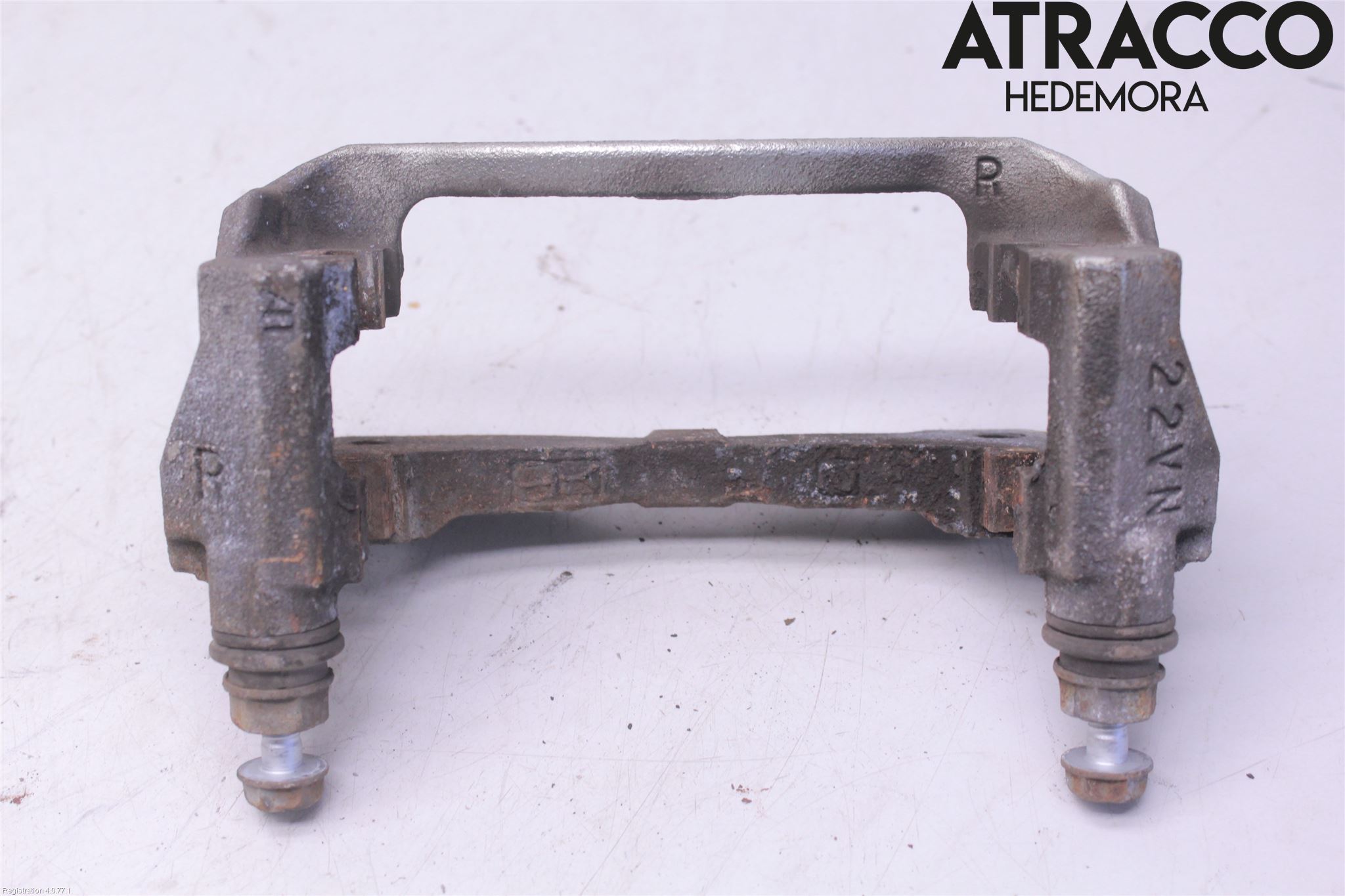 Toyota VERSO-S 11-16 Bromsokshållare