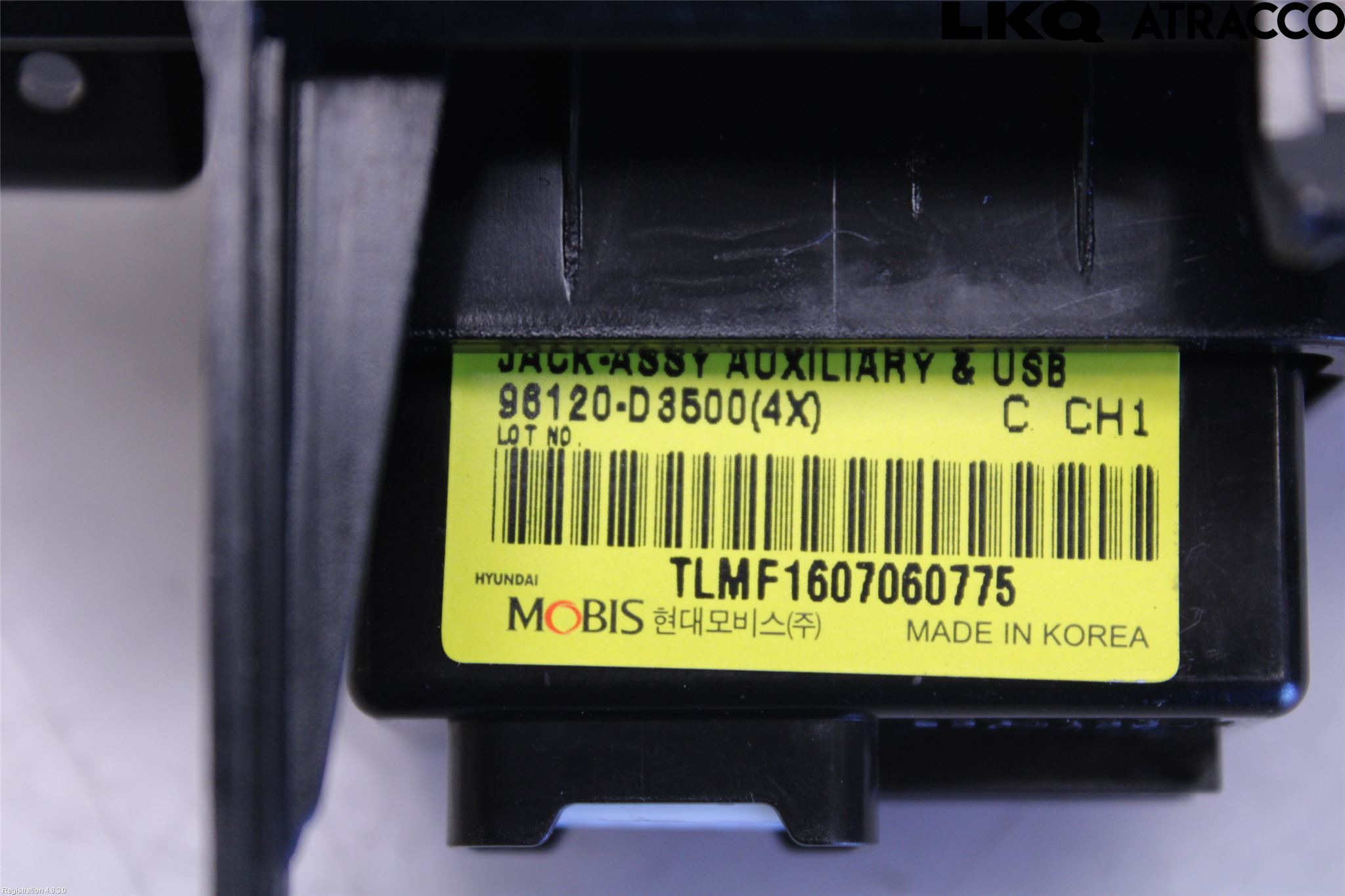 Hyundai TUCSON 05- Usb Connection