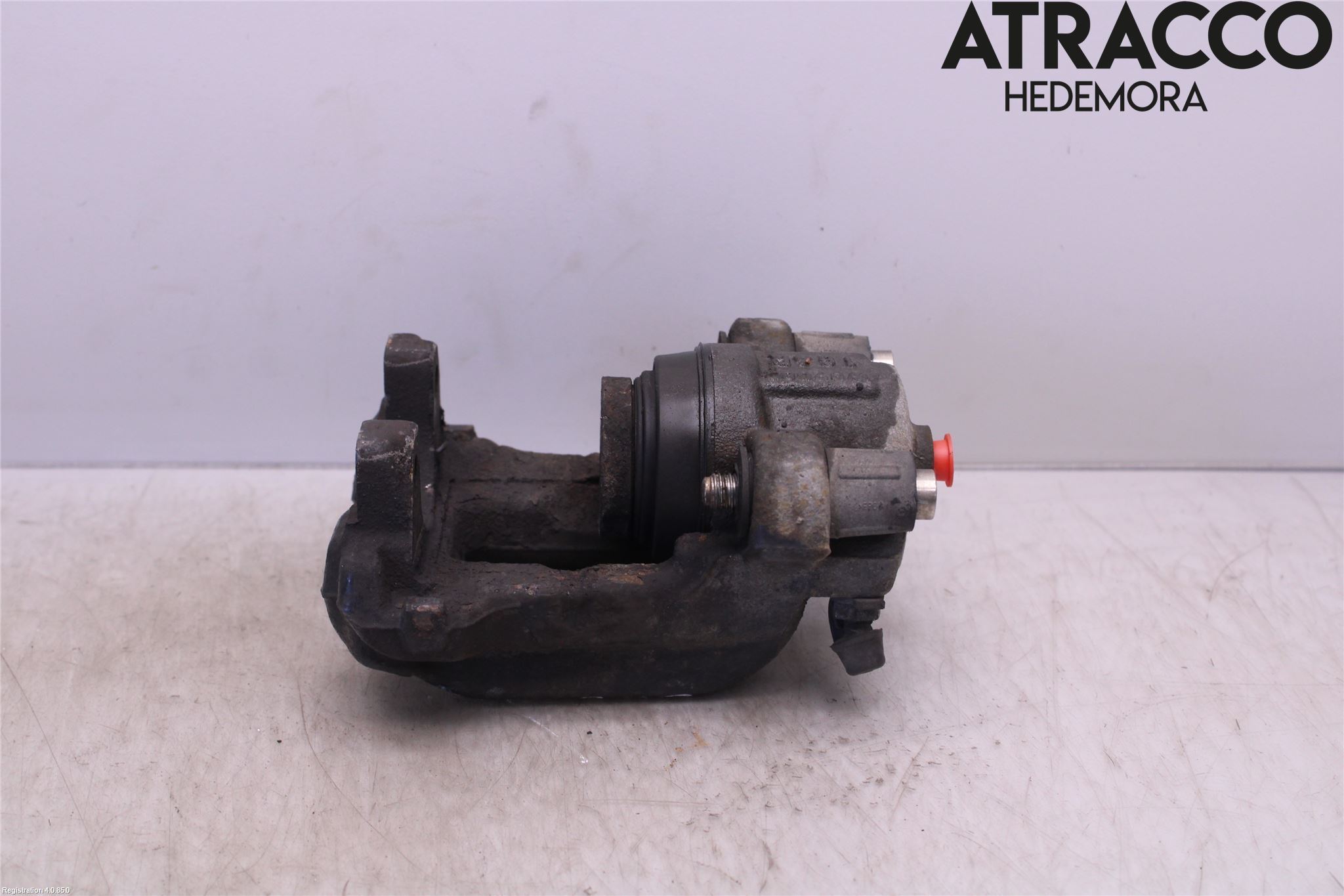 BMW 3 F30/F31/F80 12-19 Bromsok Bak Höger