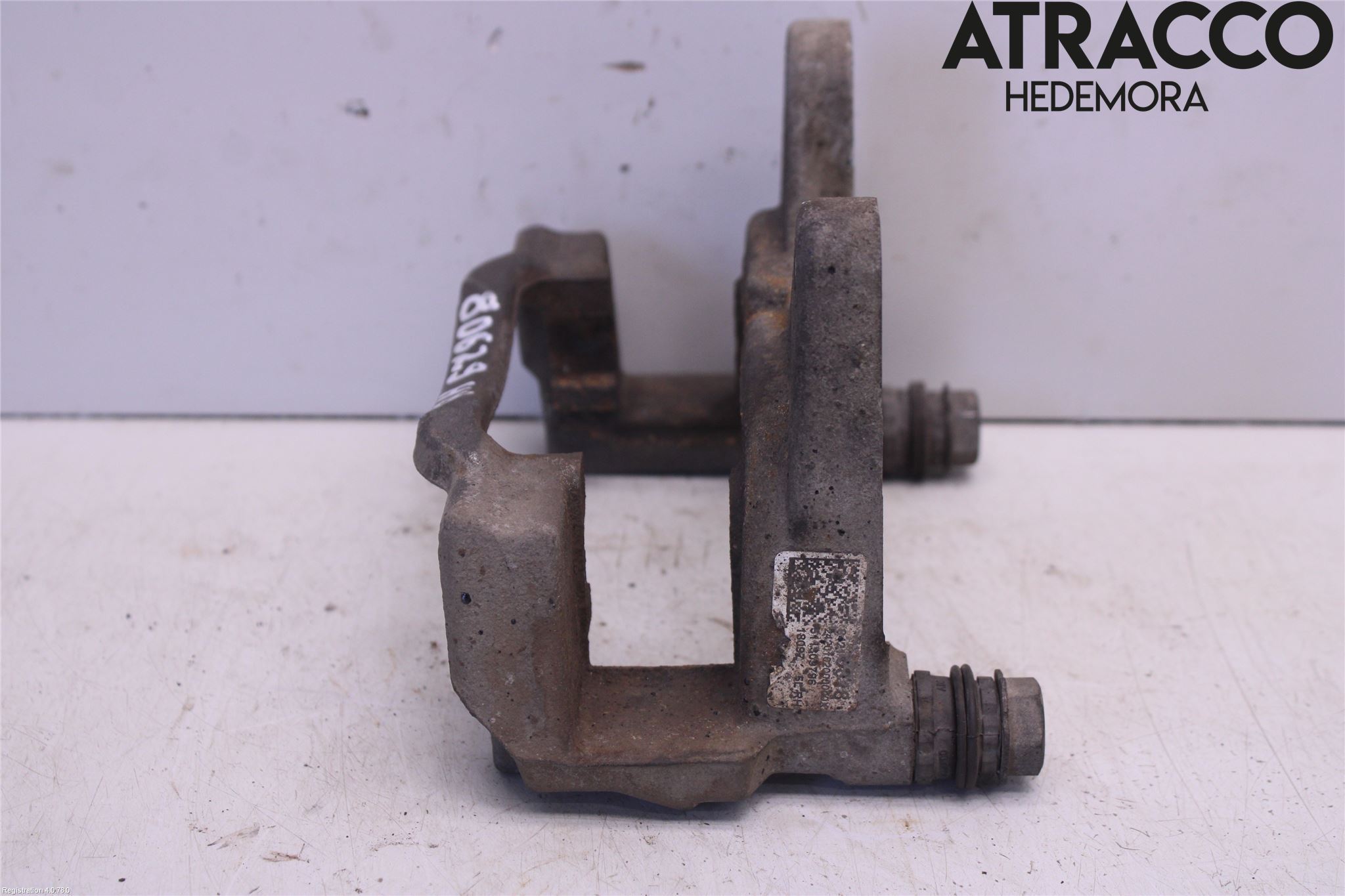 Opel INSIGNIA 17- Bromsokshållare