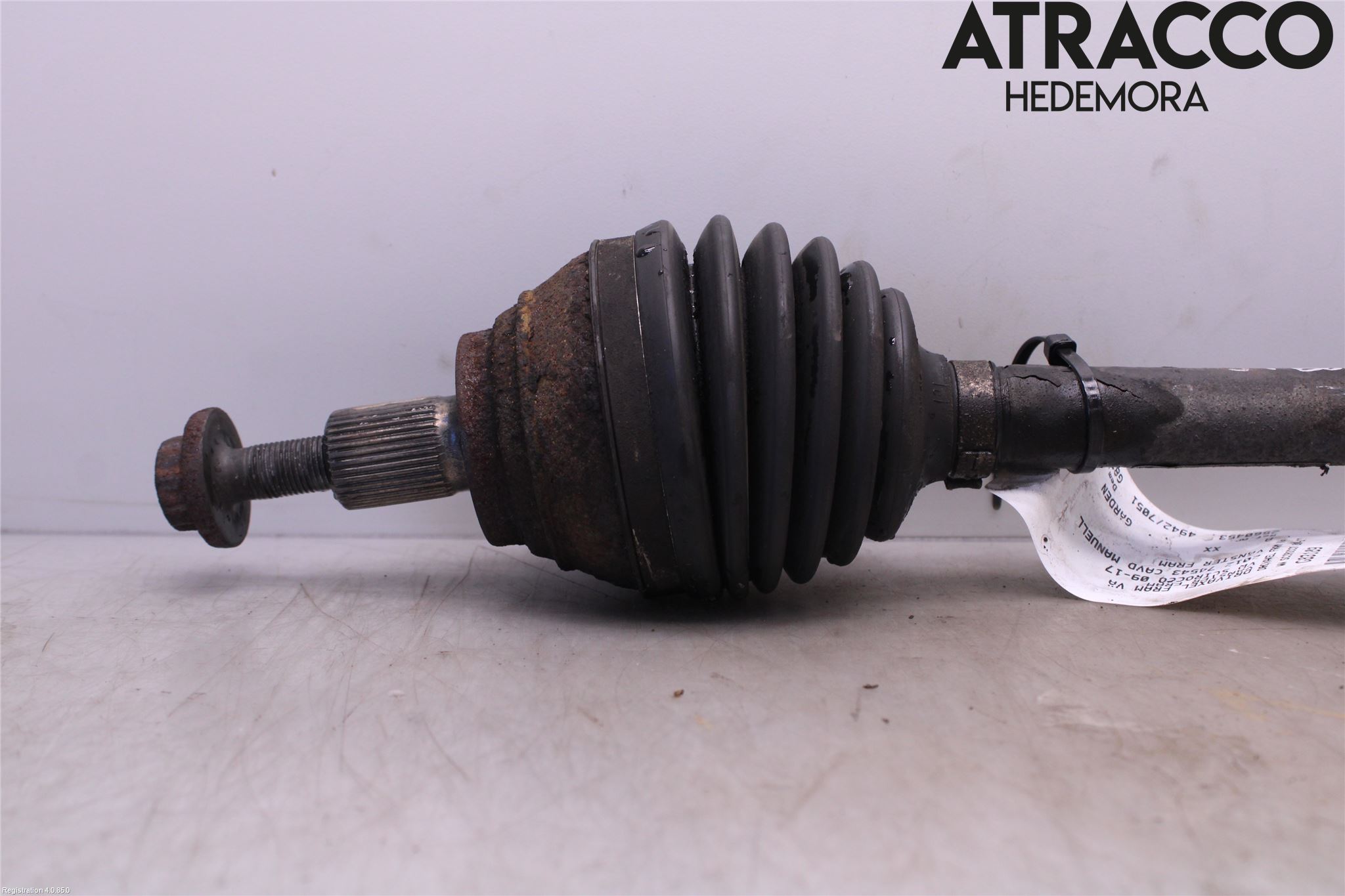 Volkswagen VW SCIROCCO 09-17 Drivaxel Fram Vänster