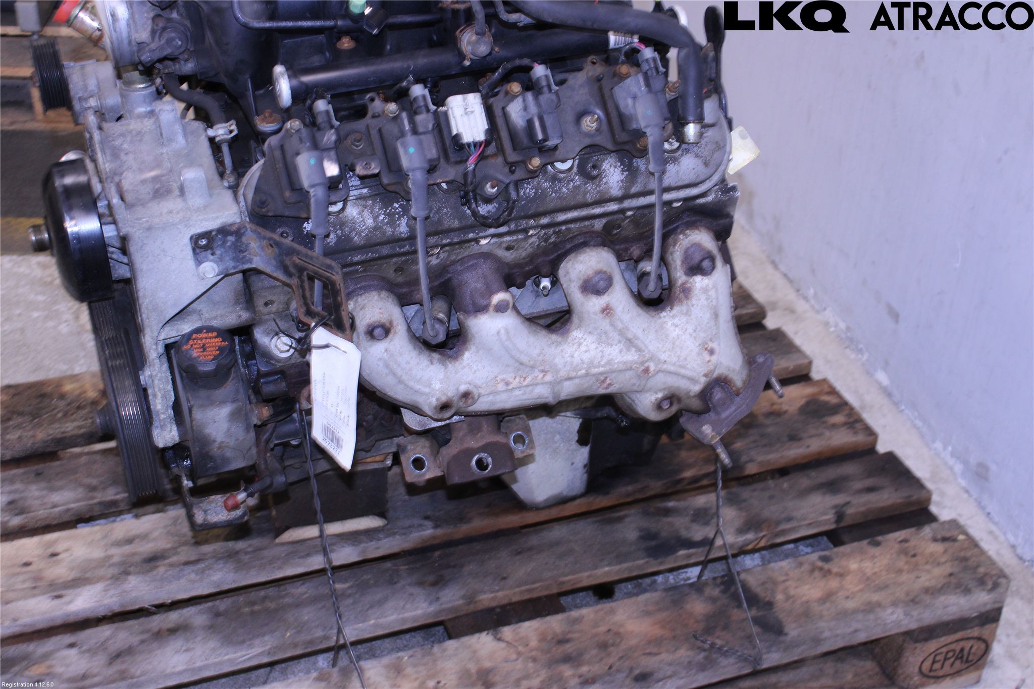 Chevrolet SUBURBAN Motor Bensin