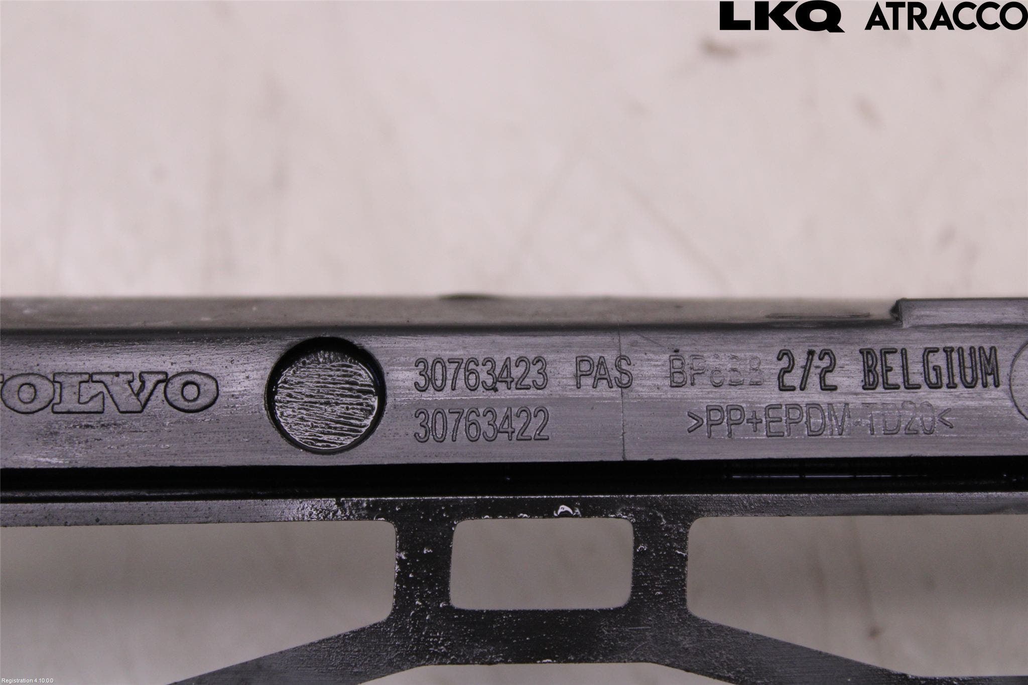 Volvo XC60 09-13 Grill-Galler