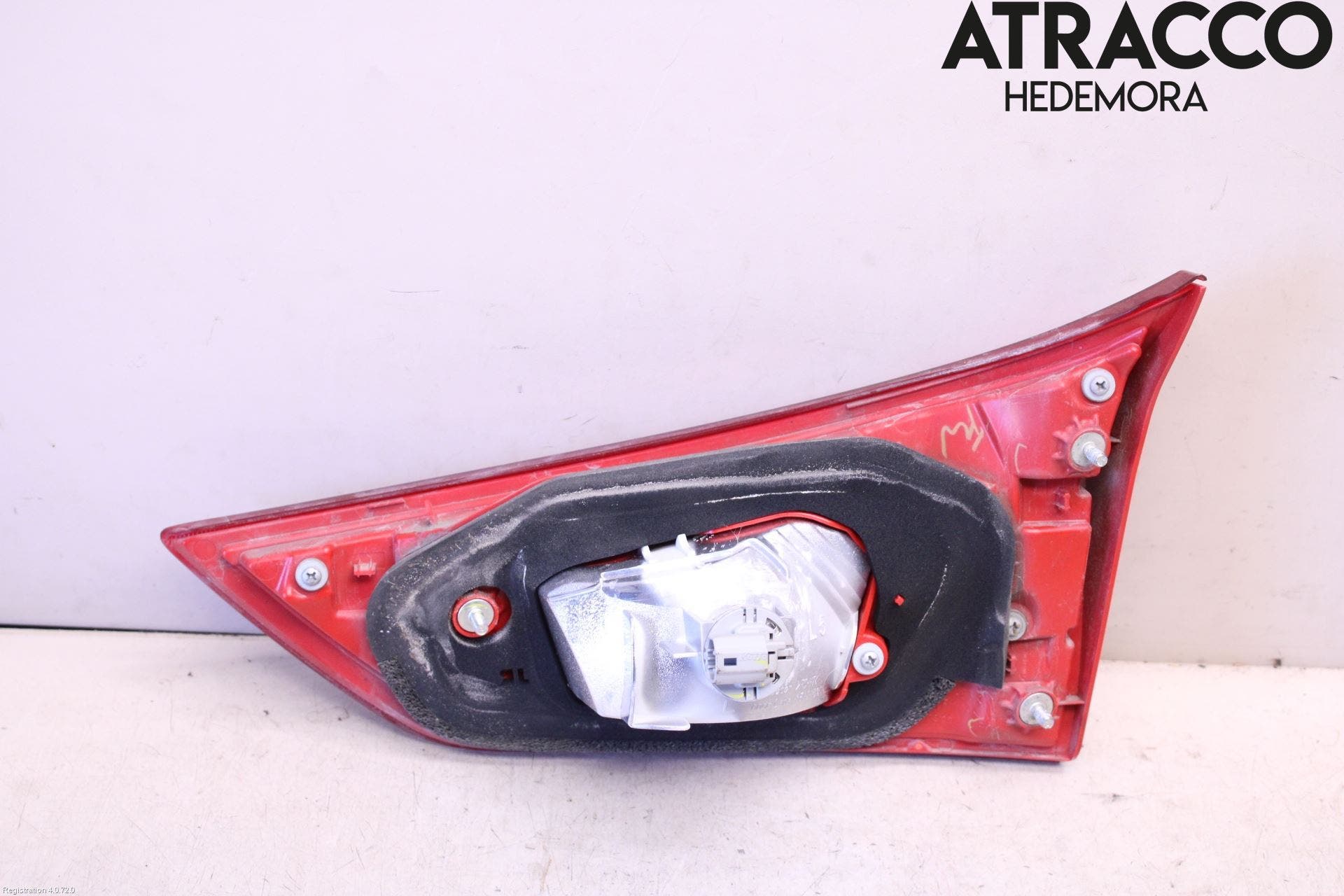 Toyota AURIS 13-19 Bakljus Lucka Vä