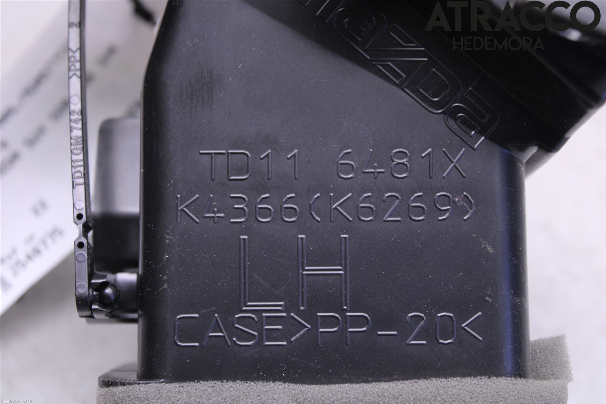 Mazda CX-9 Defrosterkanal-Munstycke