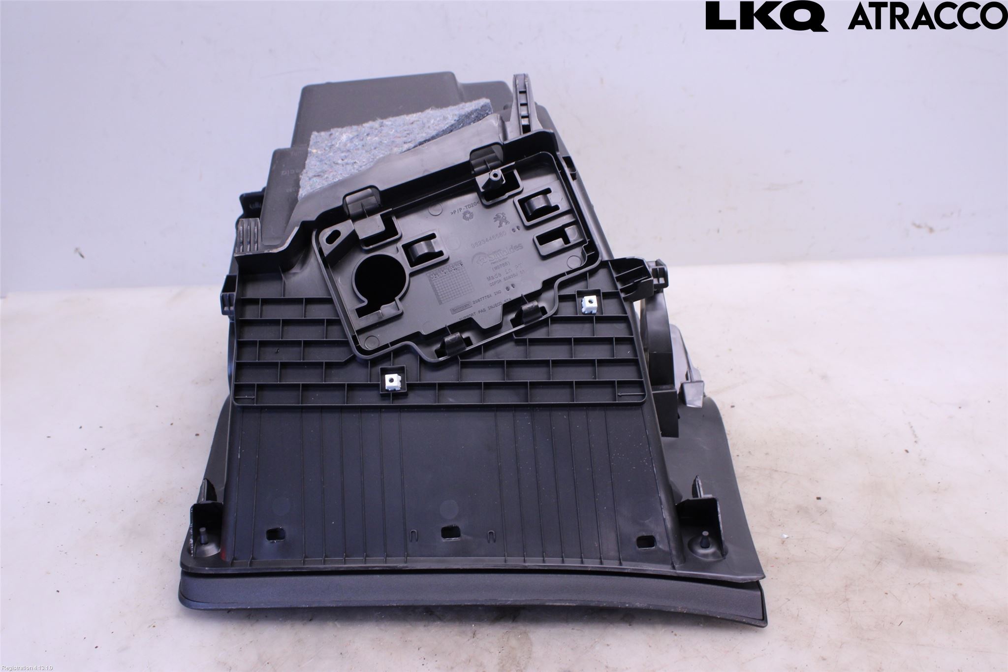 Peugeot 2008/E-2008 20- Handskfack