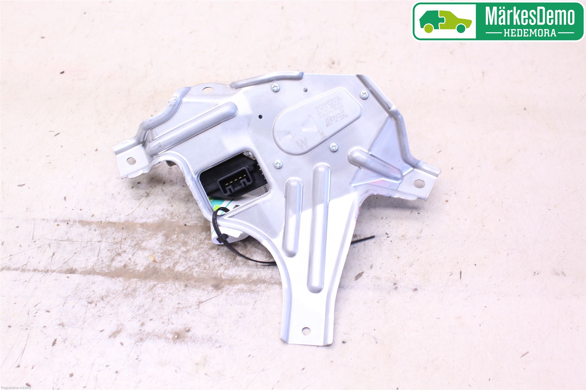 Toyota YARIS XP130 15-20 Torkarmotor Baklucka