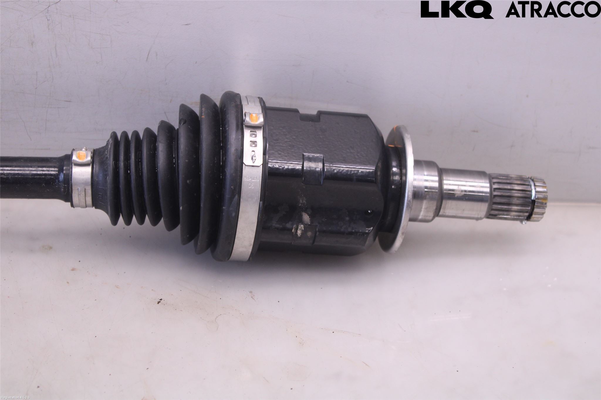 Toyota YARIS CROSS XP21 21- Drivaxel Fram Vänster