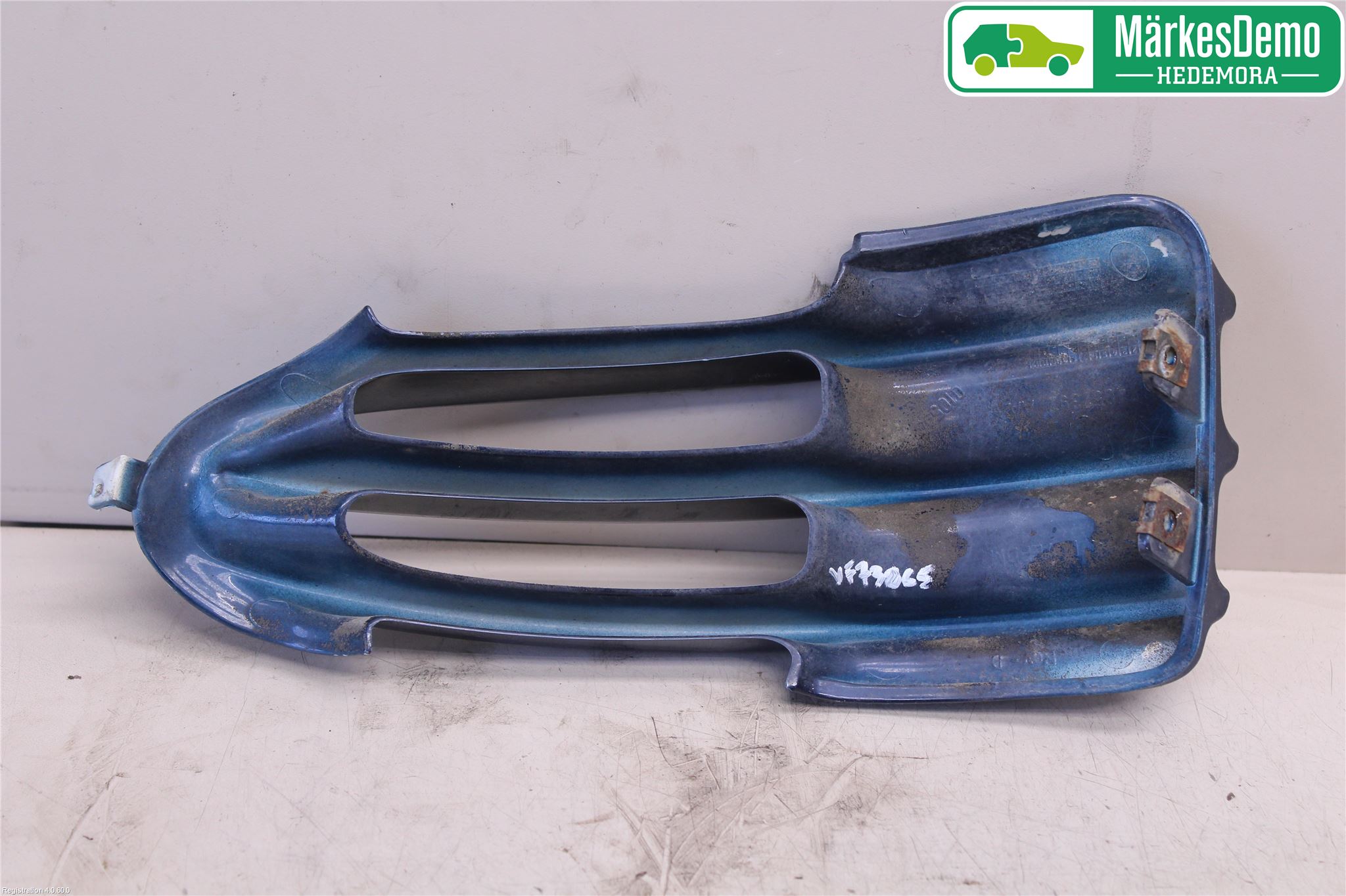 Chrysler CHR VOYAGER     04-07 Dimljussarg Fram