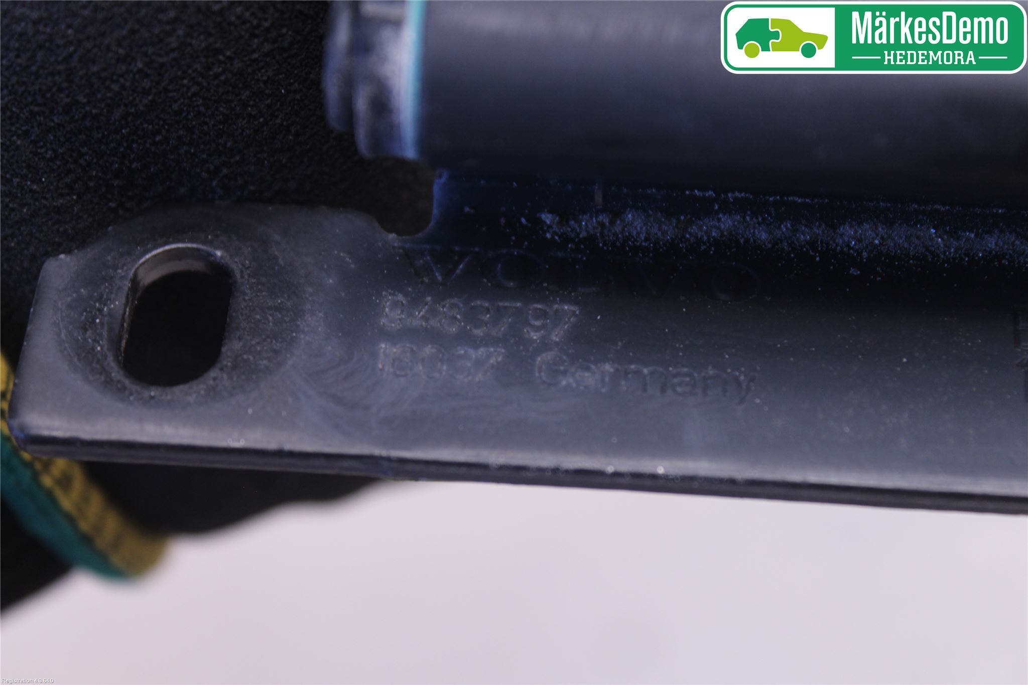 Volvo XC90 03-06 Bakluckegångjärn Hö