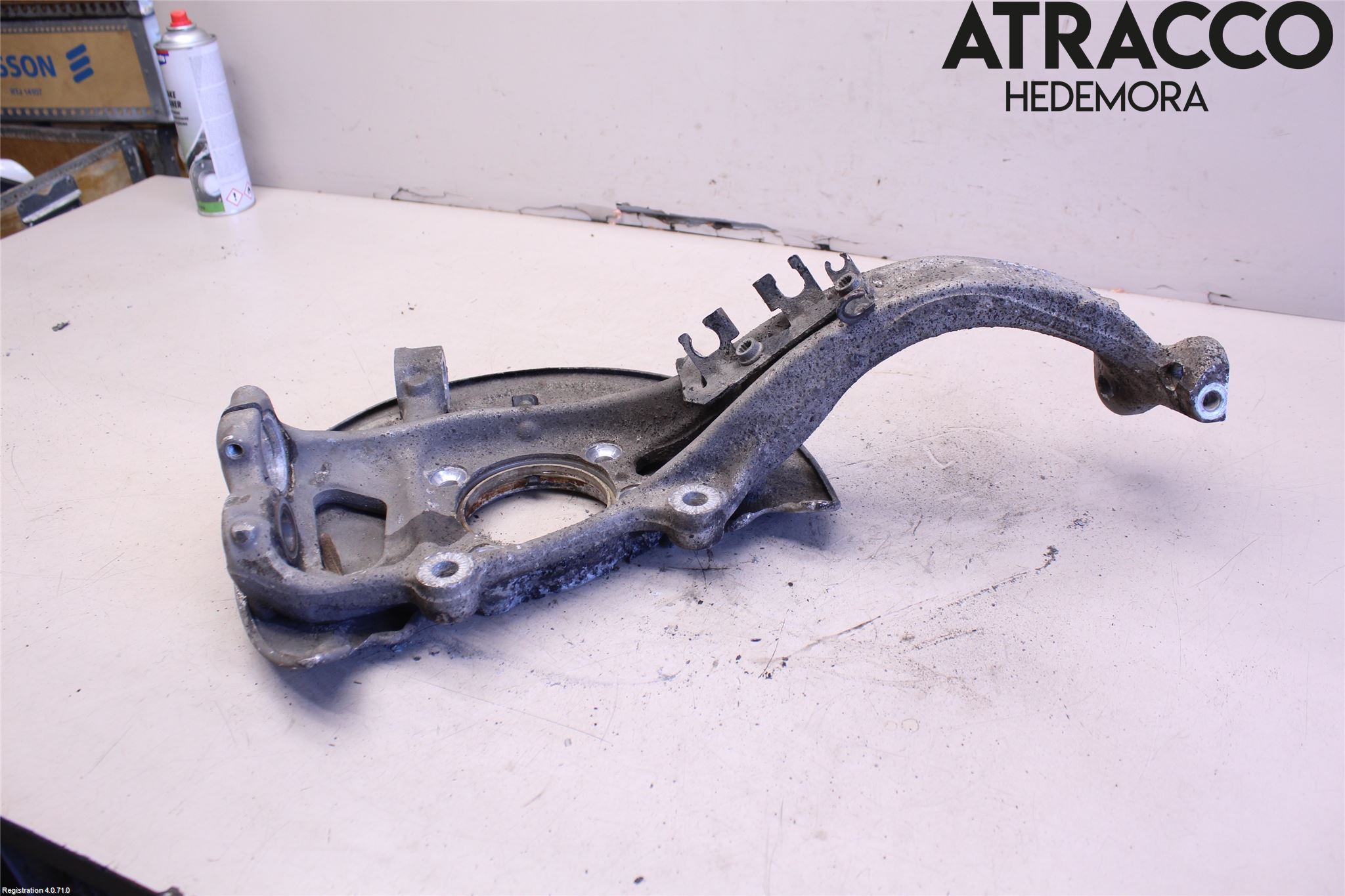 Audi A4/S4 B9 16-19 Styrspindel Lagerhus Hö