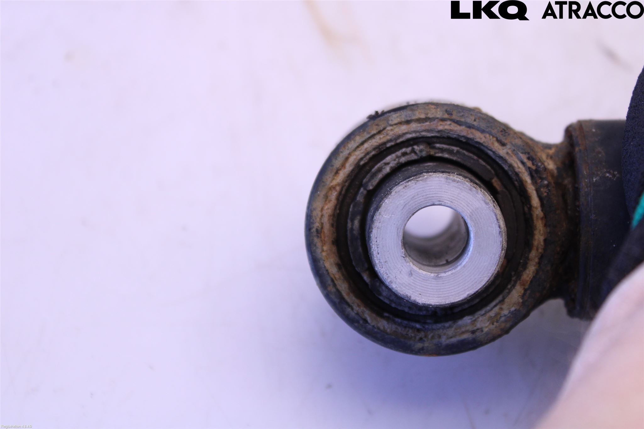 Audi A6 F2/C8 19- Stötdämpare Bak