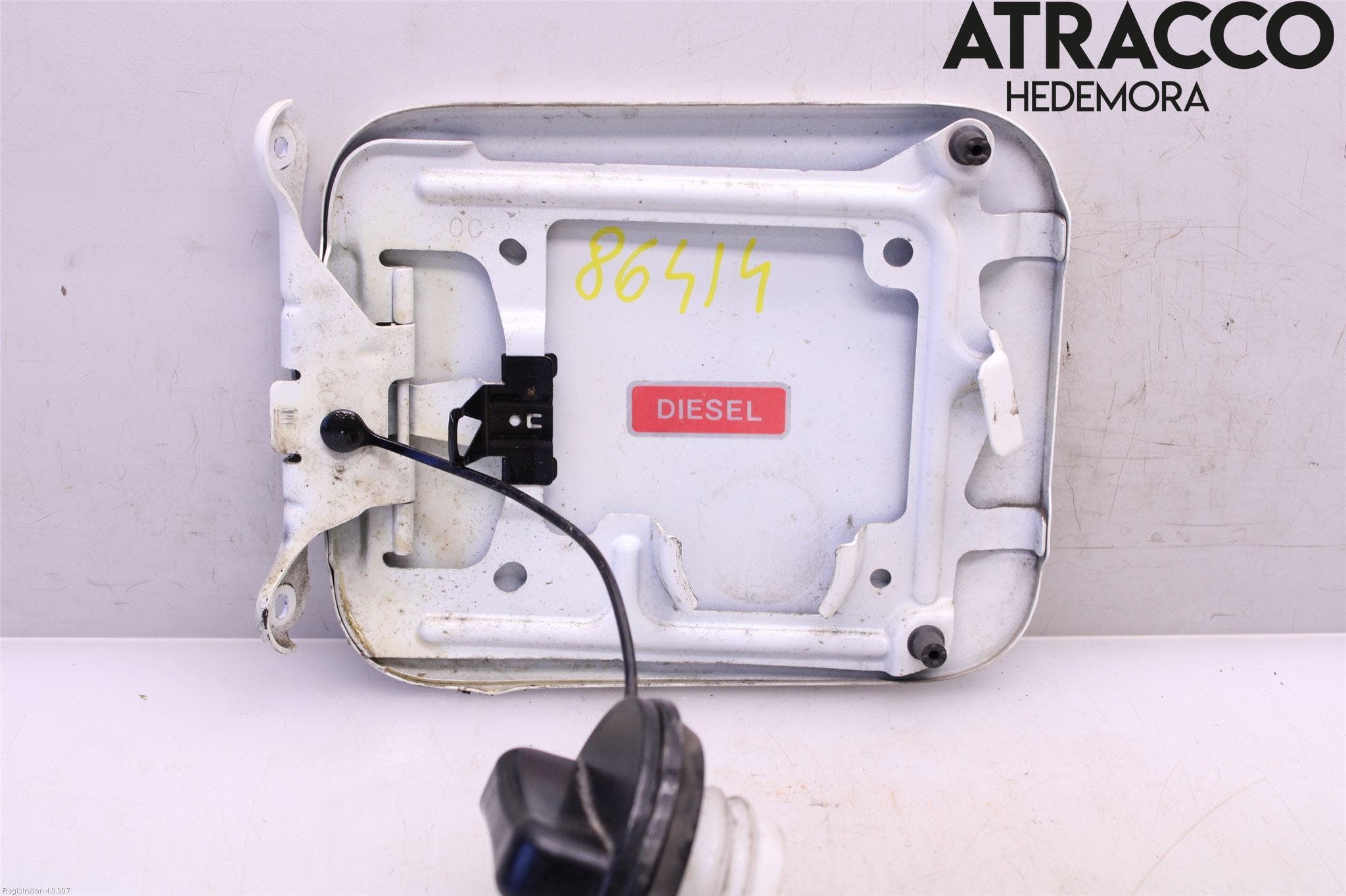 Nissan X-TRAIL 14-21 Tanklucka