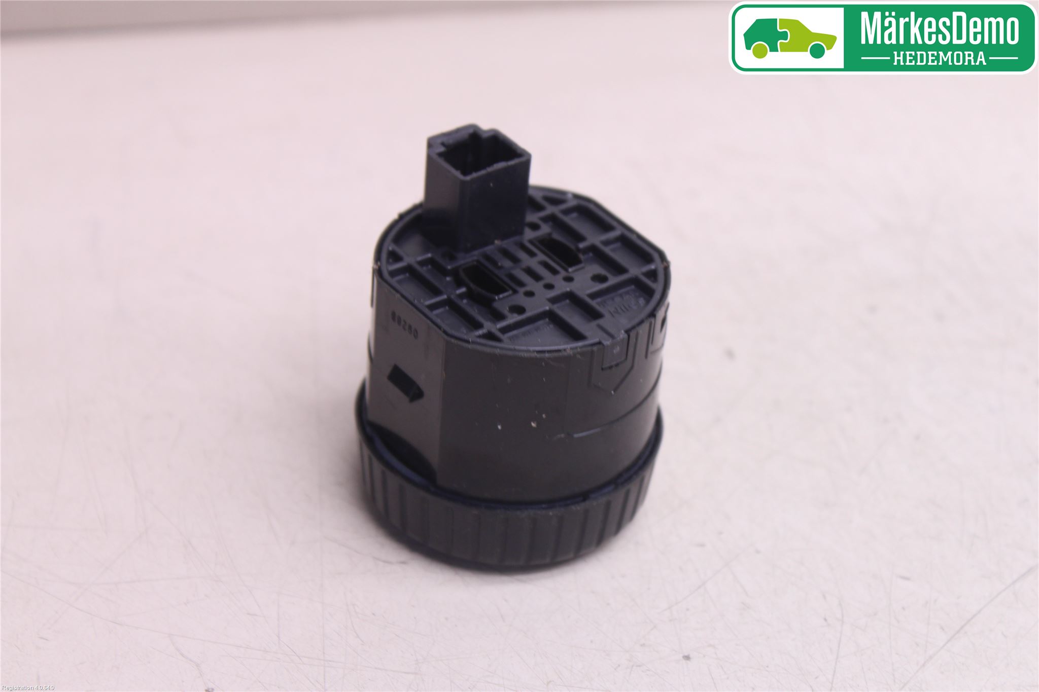 Nissan QASHQAI+2  10-14 Strömställare Fyrhjulsdrift