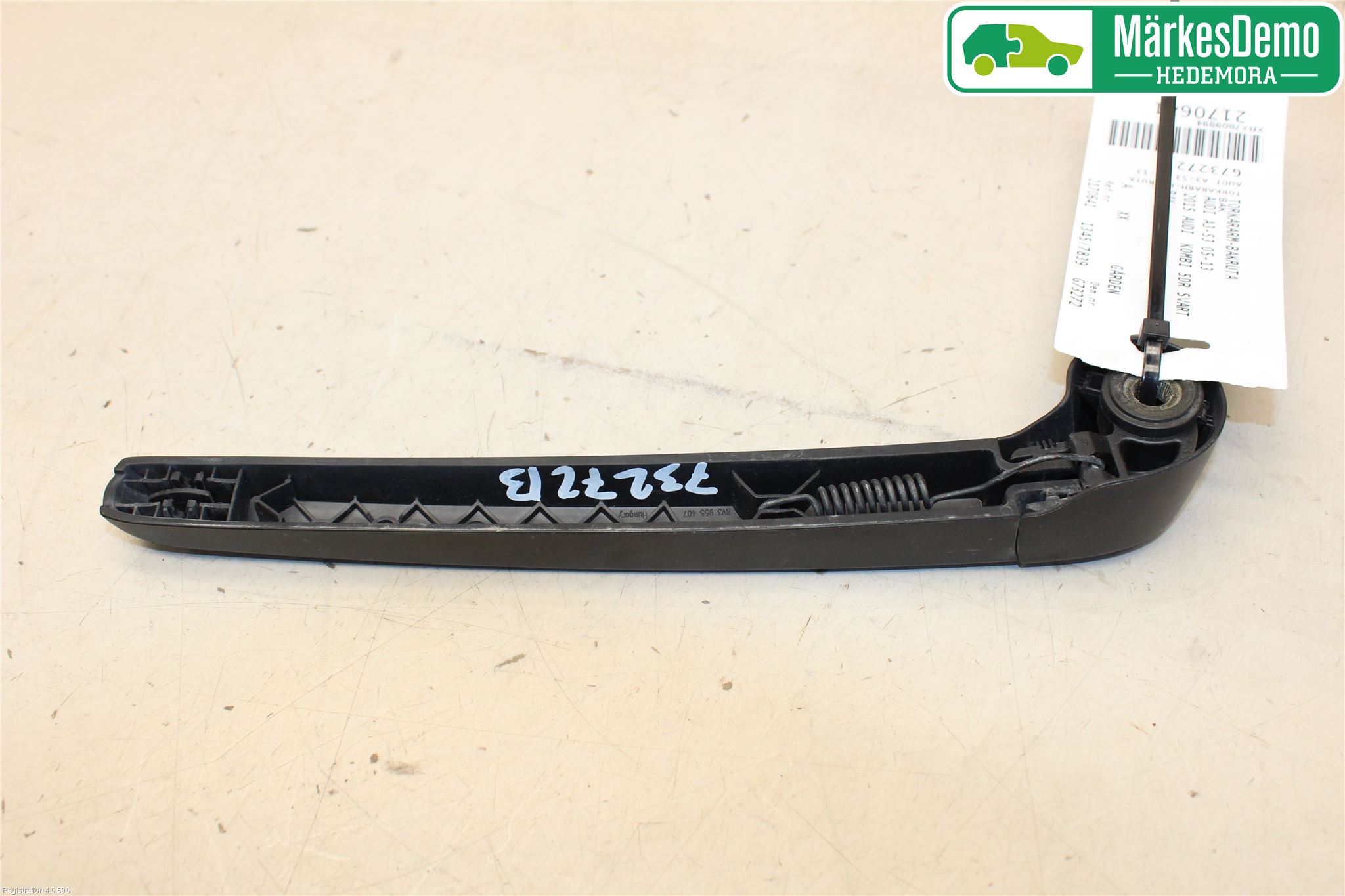 Audi A3/S3 8V 13-20 Torkararm-Bakruta