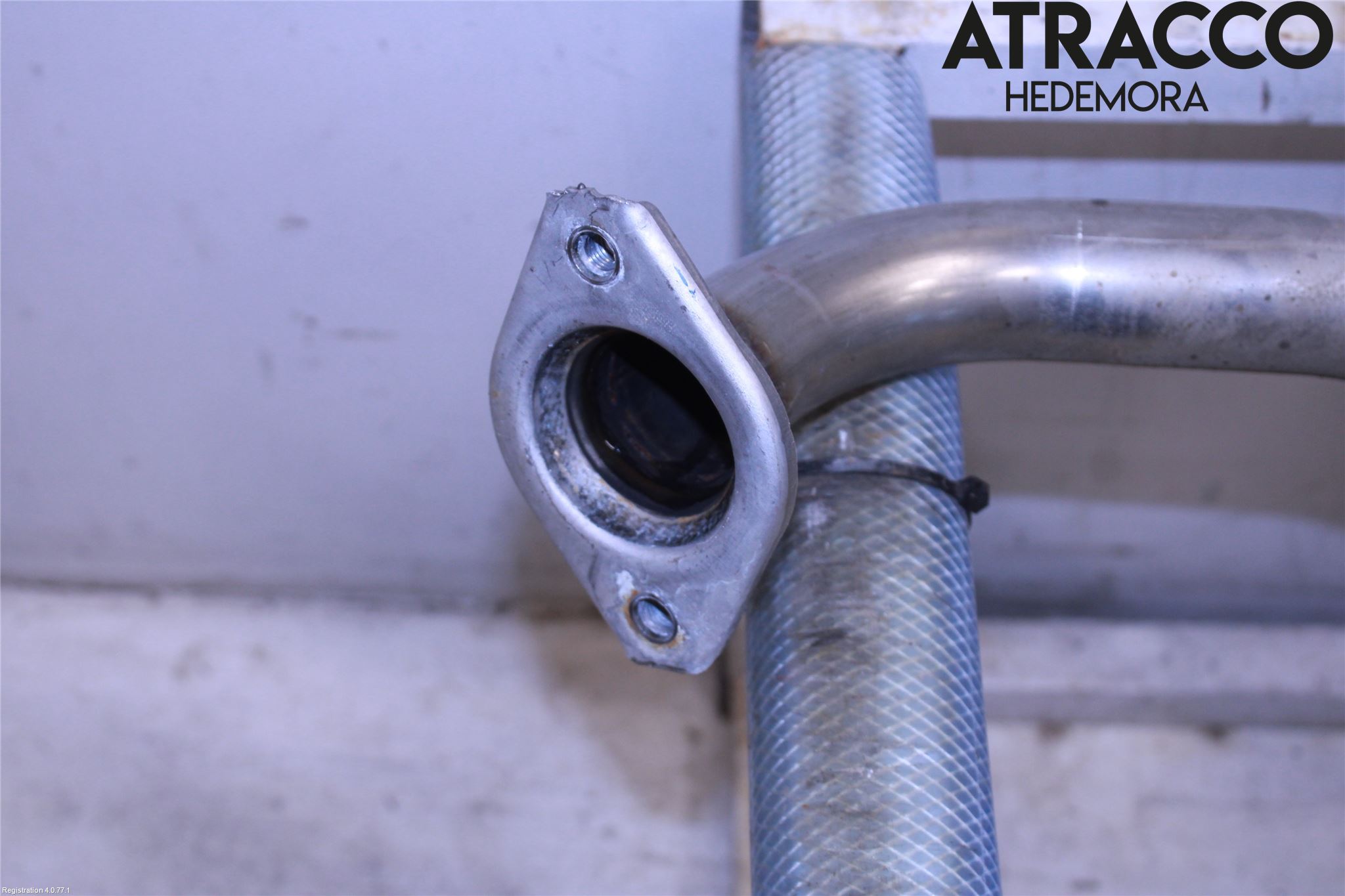 Toyota YARIS XP21 20- Avgasrör Främre-Mitt-Bak