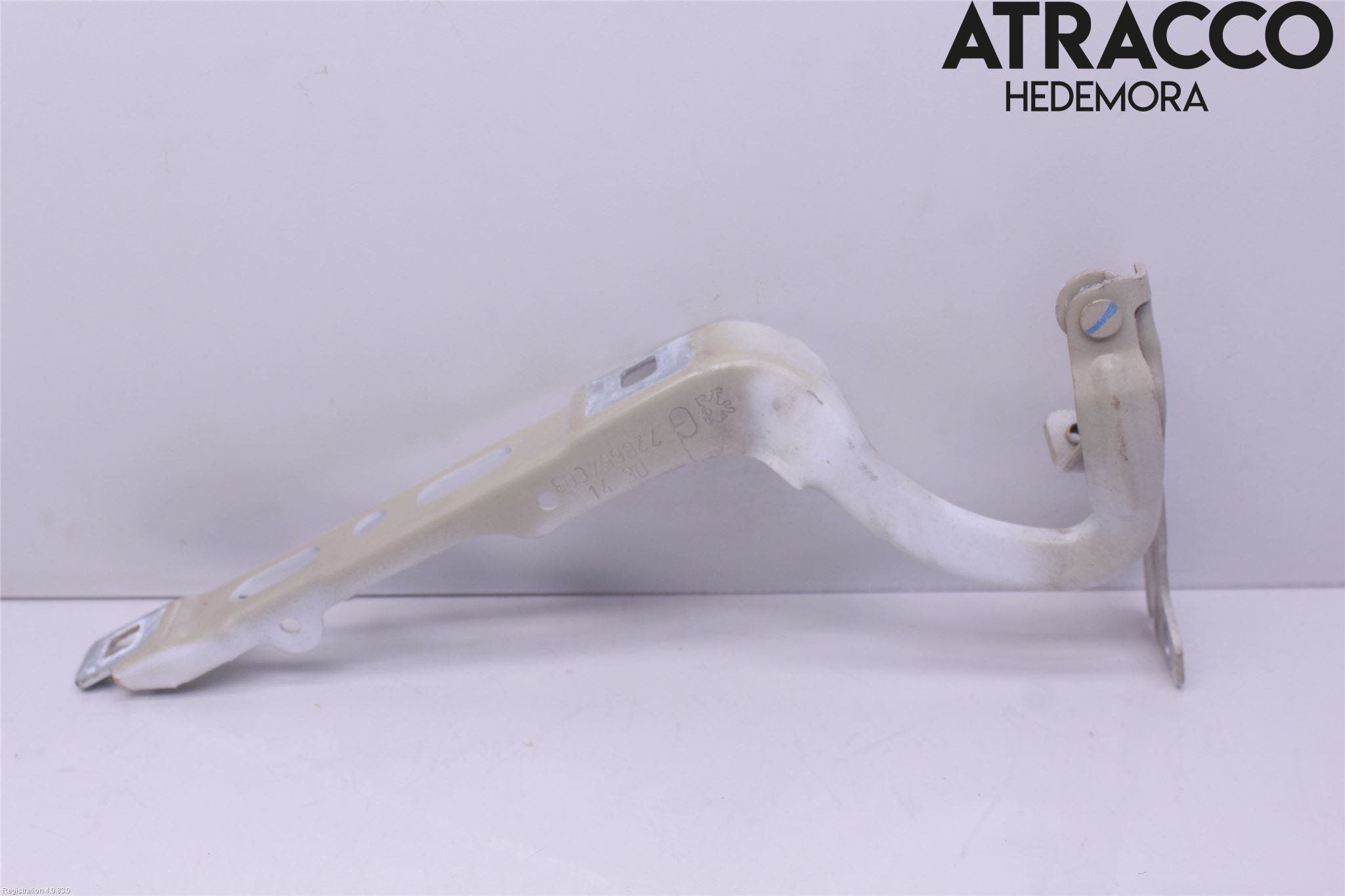 Toyota YARIS XP90 06-11 Huvgångjärn