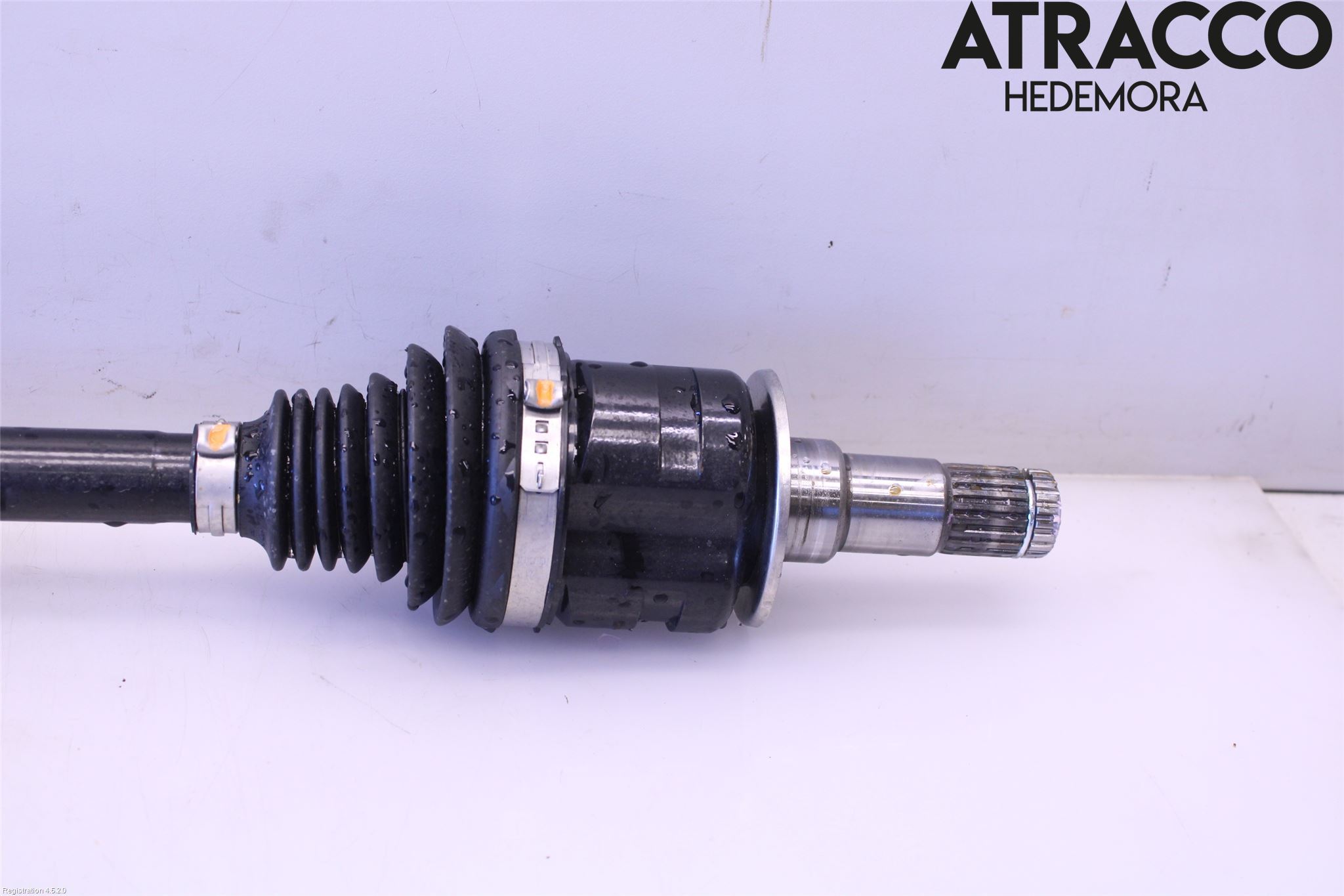 Toyota YARIS XP21 20- Drivaxel Fram Höger