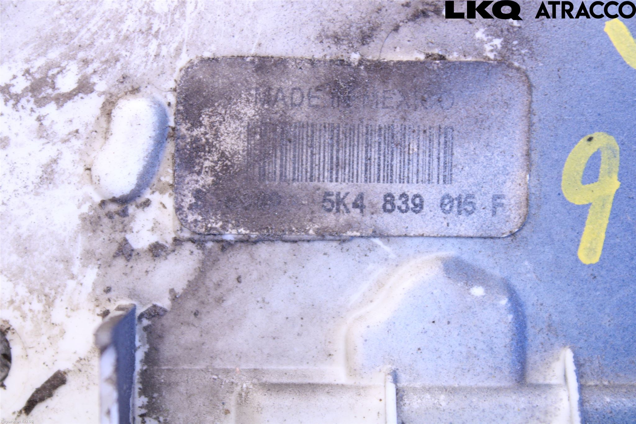 Volkswagen VW JETTA VI 11- Låskista-Dörrlås