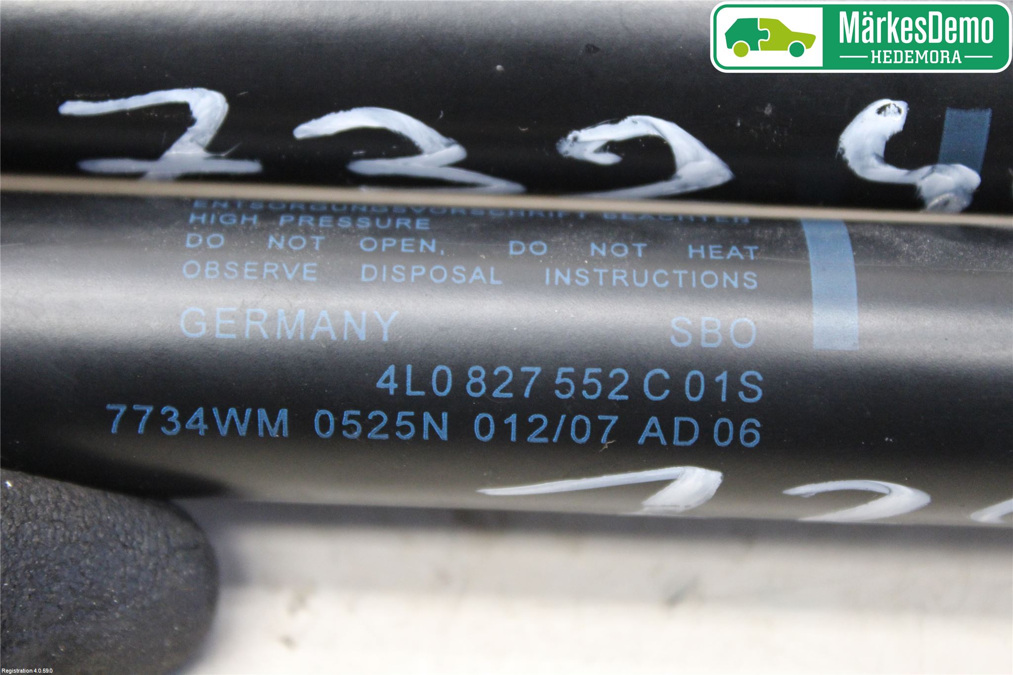 Audi Q7/SQ7 Gasfjäder Baklucka