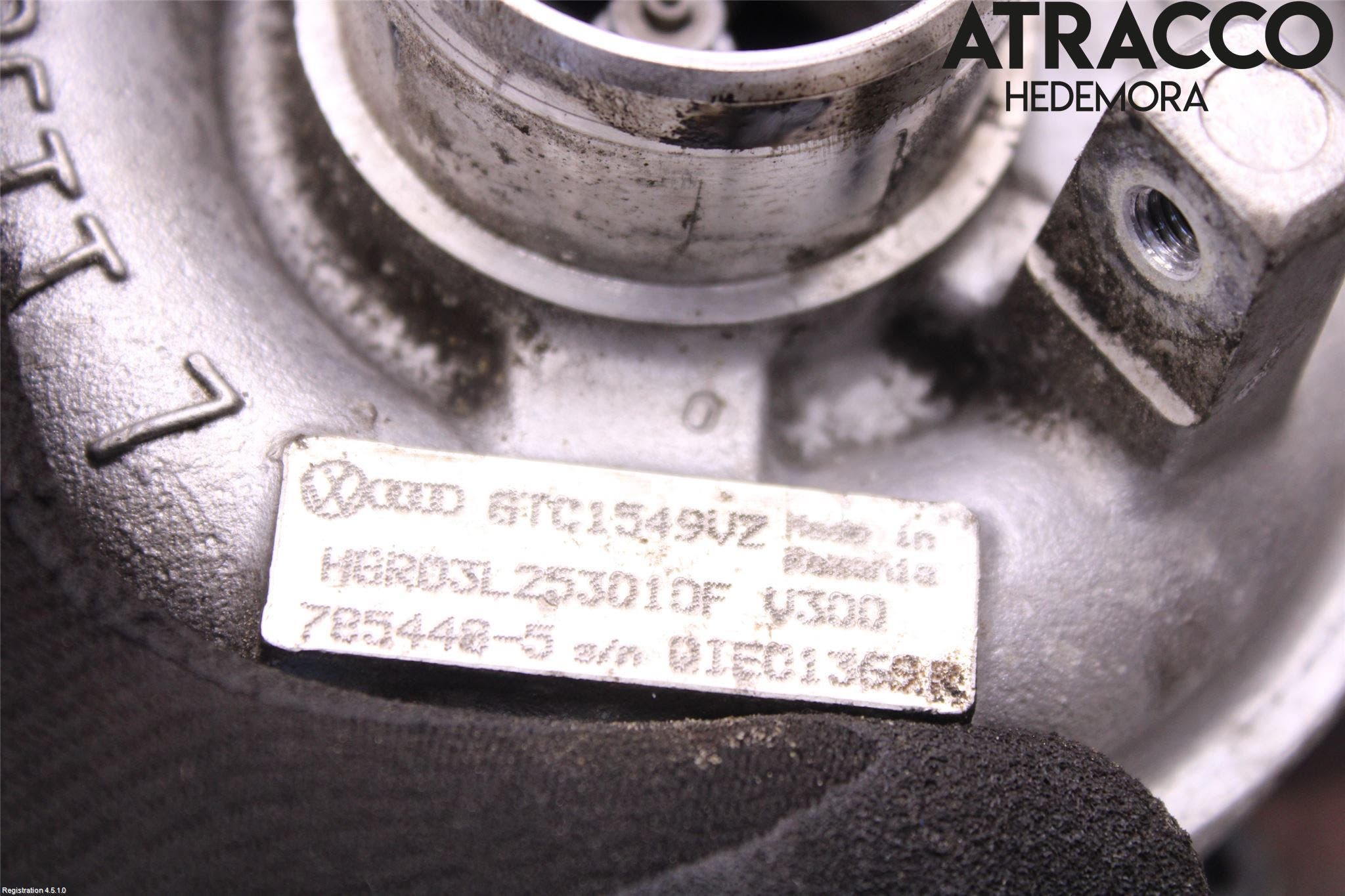 Volkswagen VW PASSAT 11-14 Turboaggregat