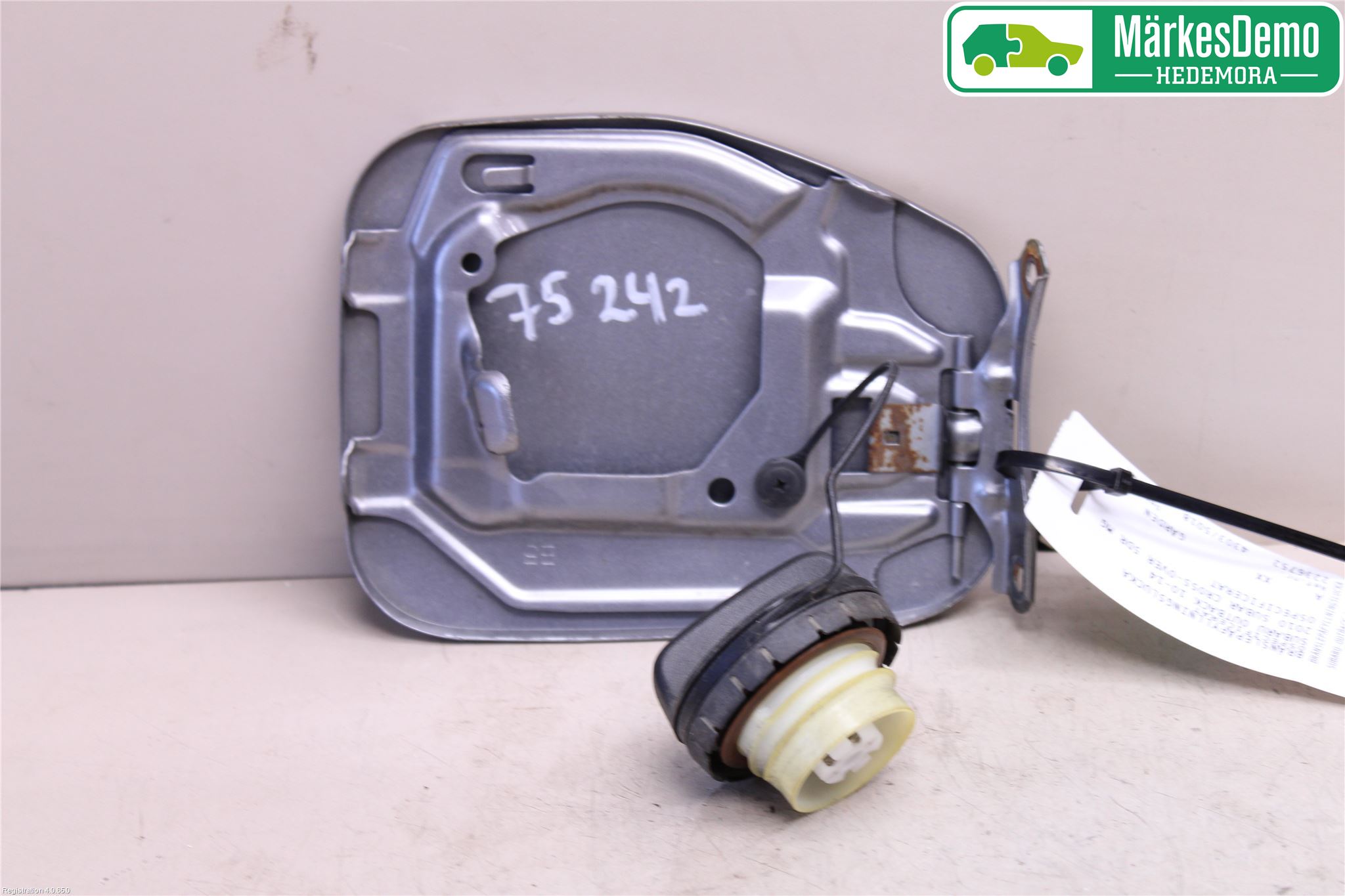 Subaru OUTBACK 10-15 Tanklucka