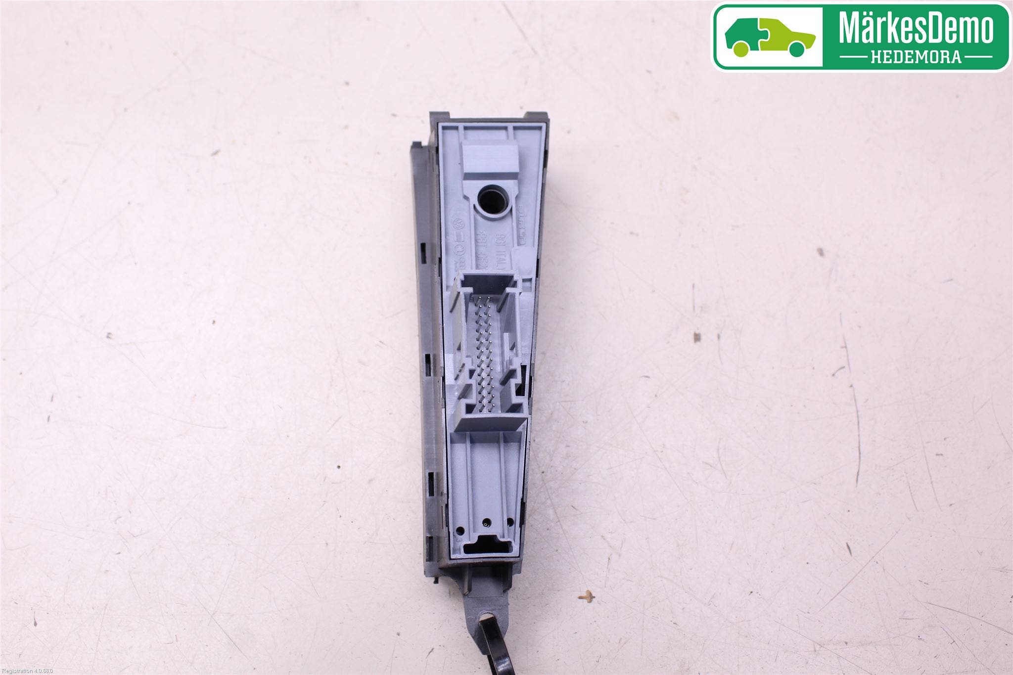 Volkswagen VW PASSAT 05-11 Strömställare Parkeringsbroms