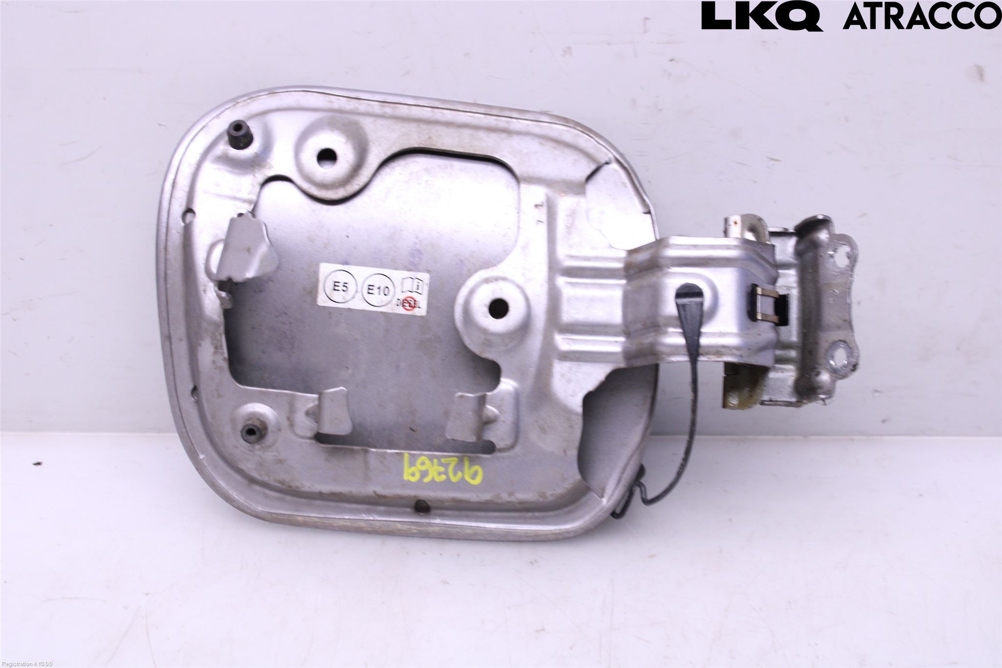 Toyota C-HR 16-23 Tanklucka